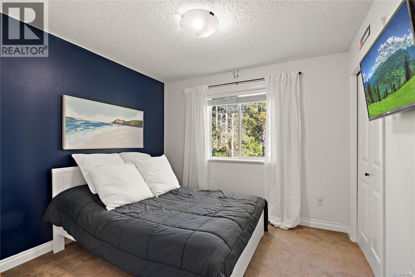  768 Hanbury Place, Highlands