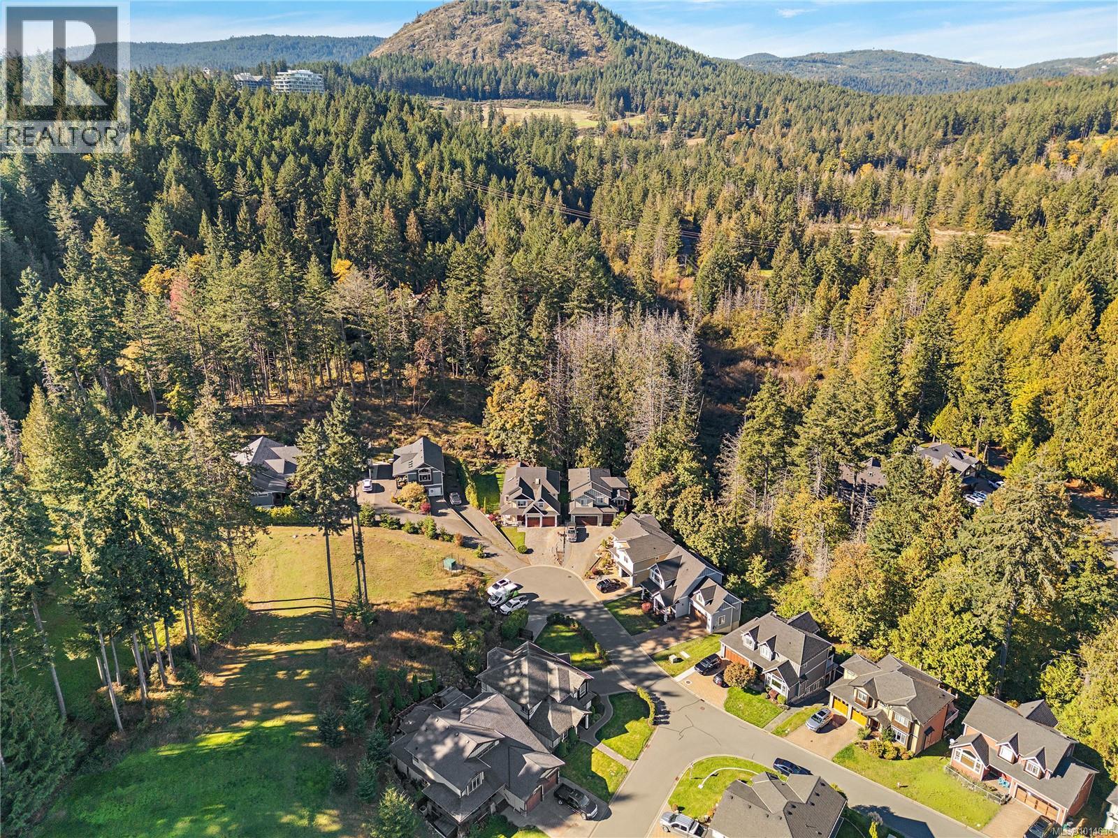  768 Hanbury Place, Highlands