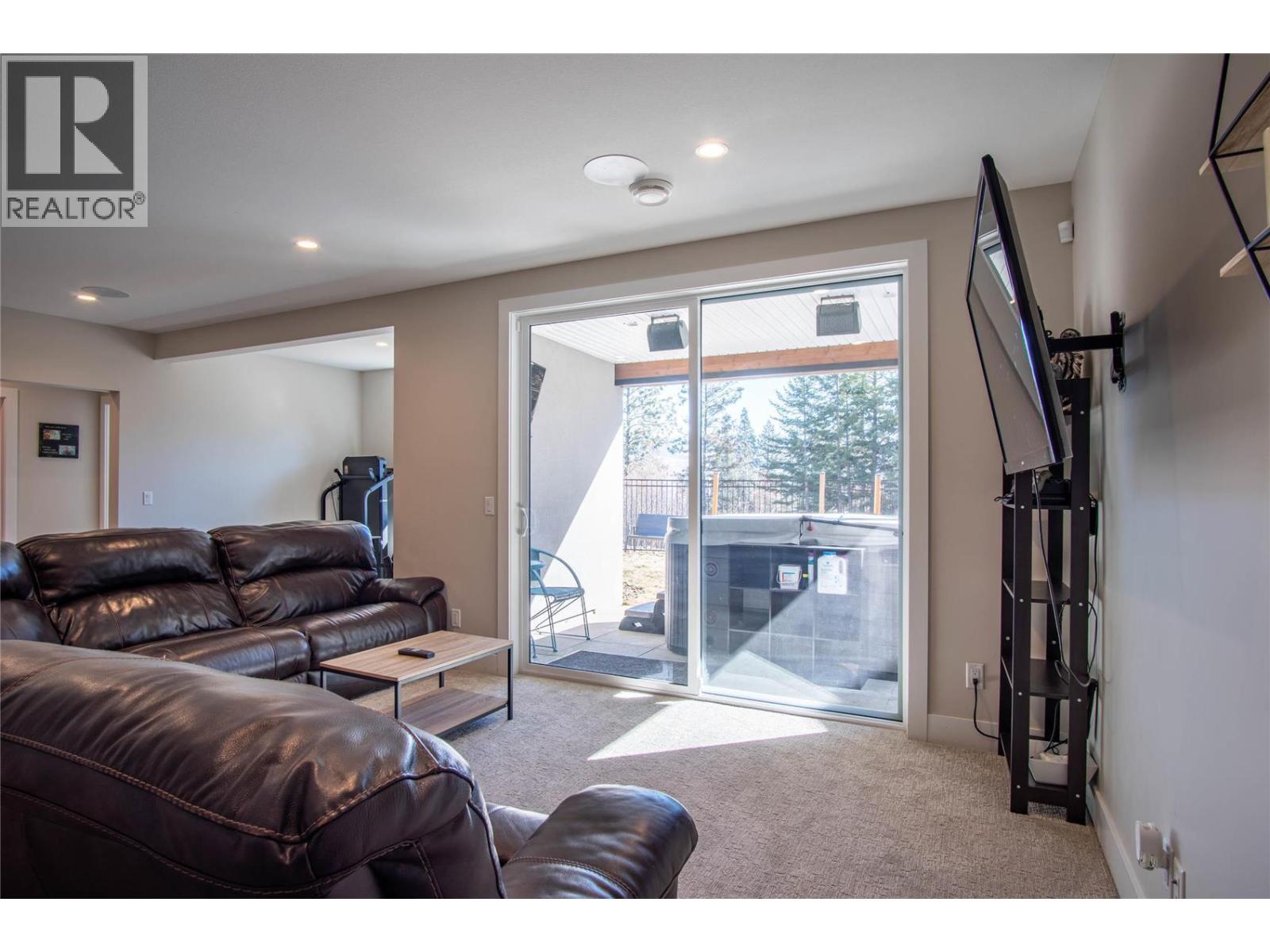  10335 Long Road, Lake Country