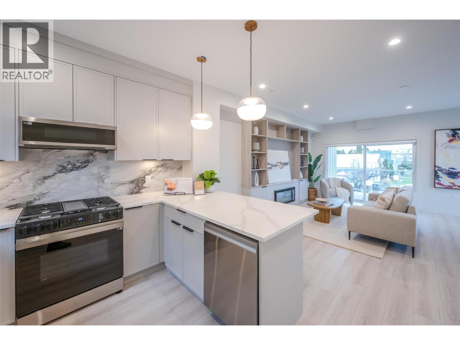 106 784 ARGYLE Street, Penticton