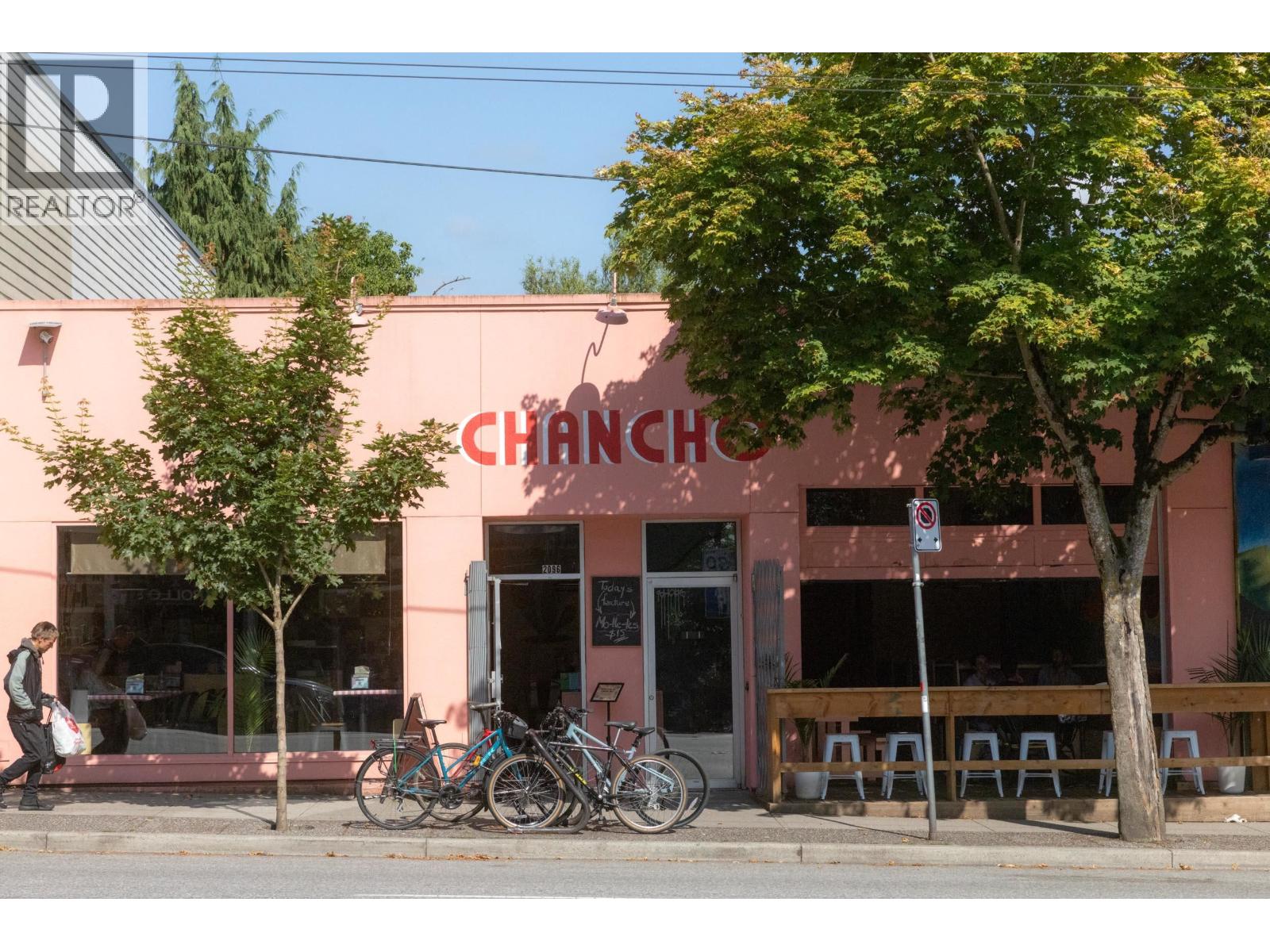 1737 E 5TH AVENUE, Vancouver