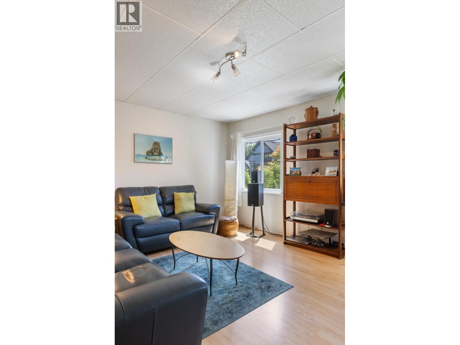 1737 E 5TH AVENUE, Vancouver