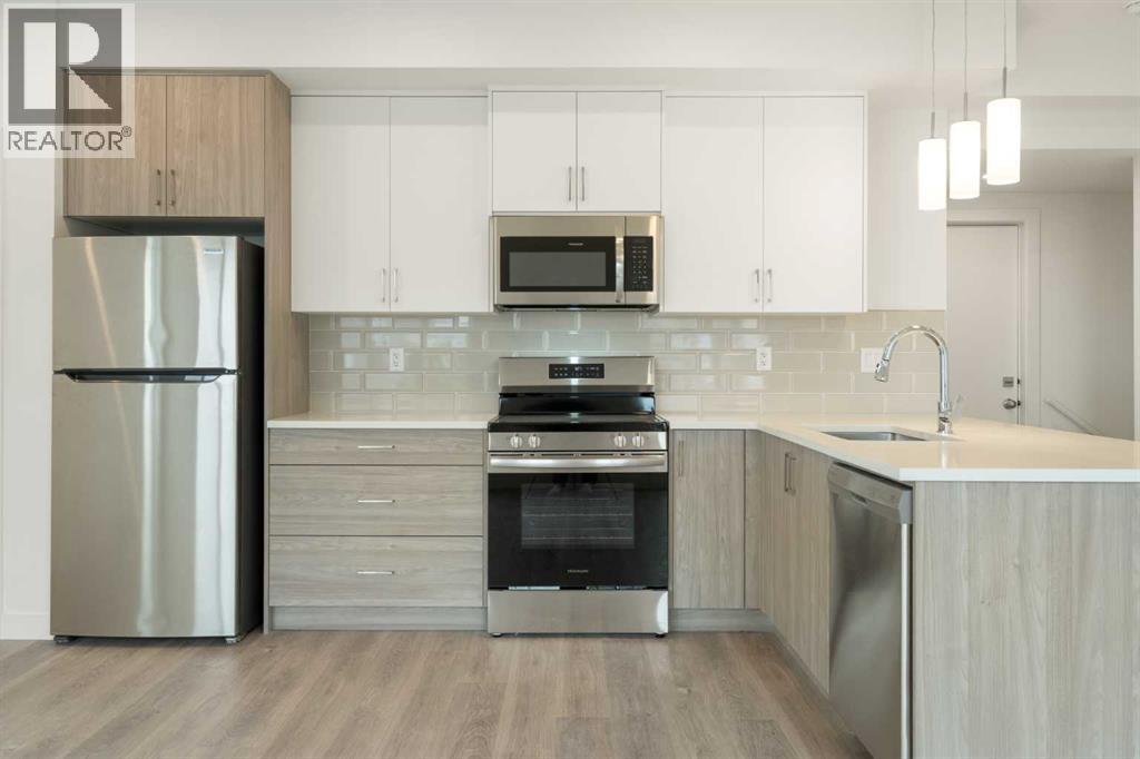 Single Family House for Sale in    Street SW Springbank Hill Calgary 