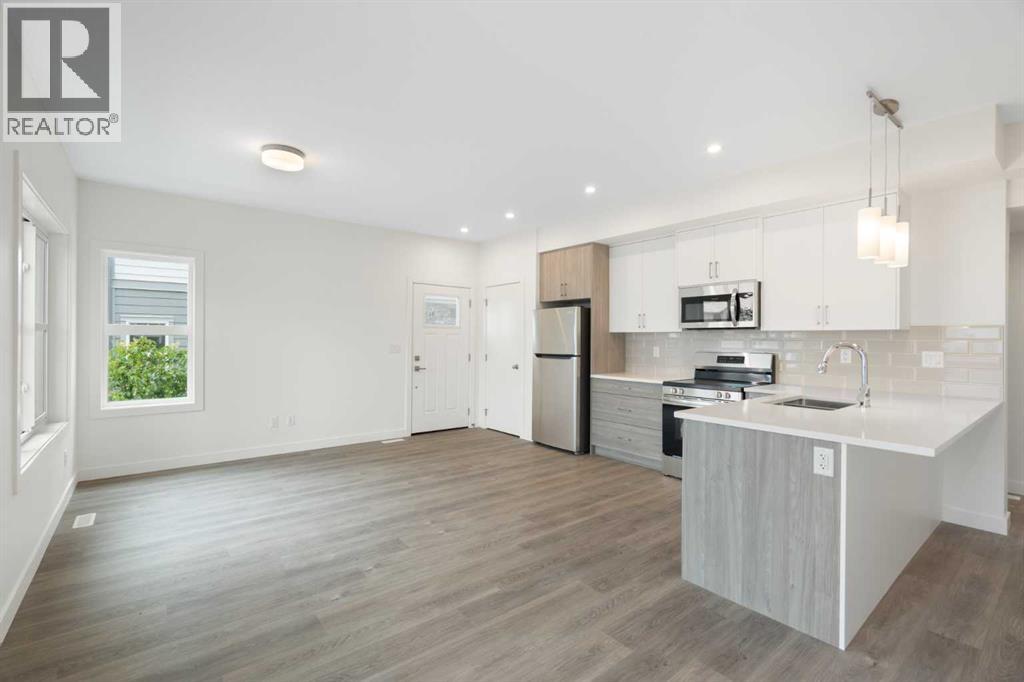 Single Family House for Sale in    Street SW Springbank Hill Calgary 