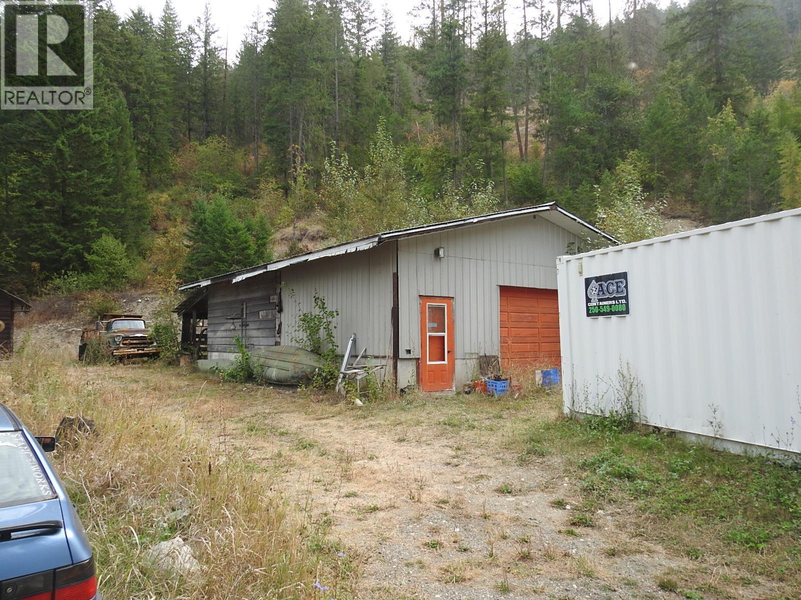  4596 Back Enderby Road, Spallumcheen