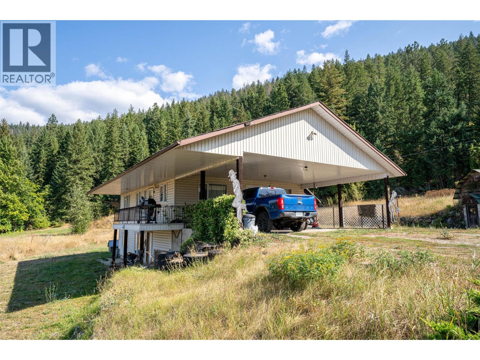  4596 Back Enderby Road, Spallumcheen