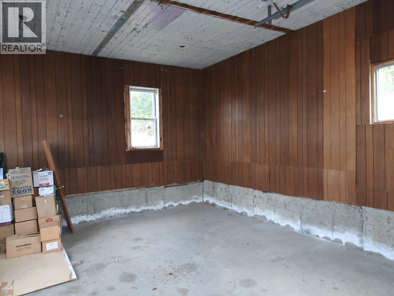  4596 Back Enderby Road, Spallumcheen