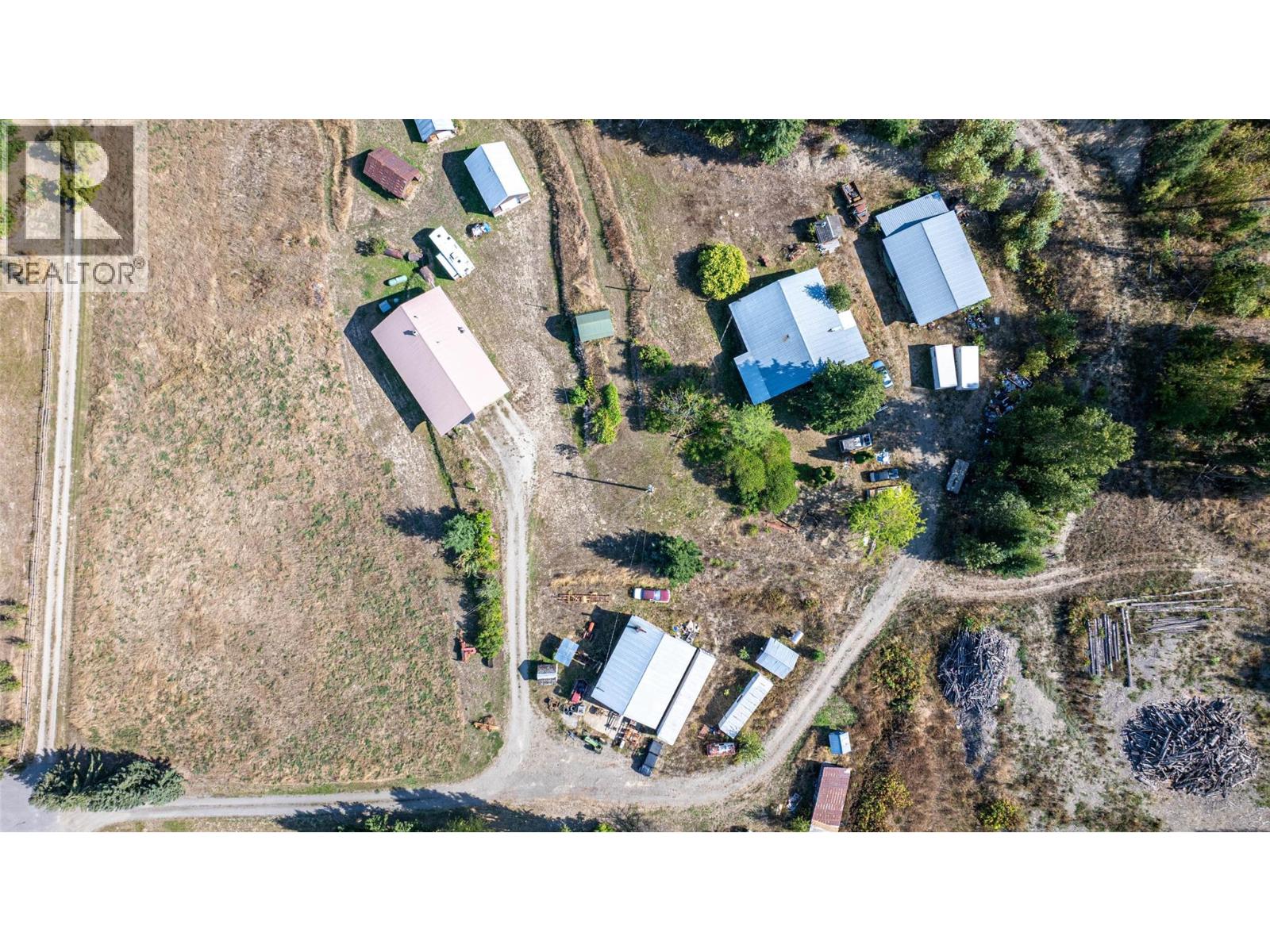  4596 Back Enderby Road, Spallumcheen