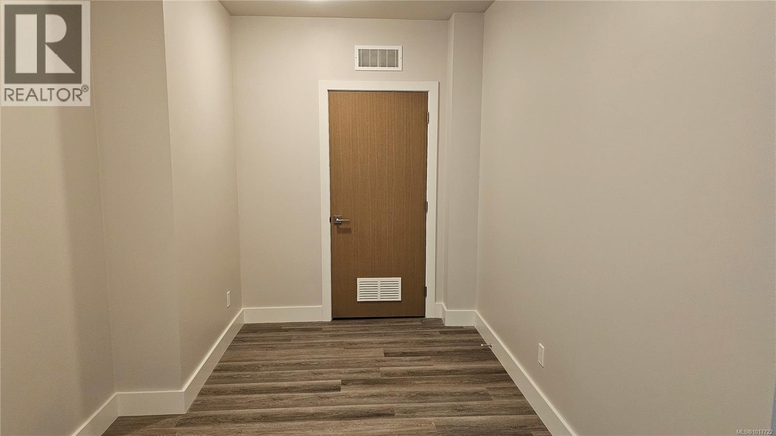 903 622 Admirals Road, Esquimalt