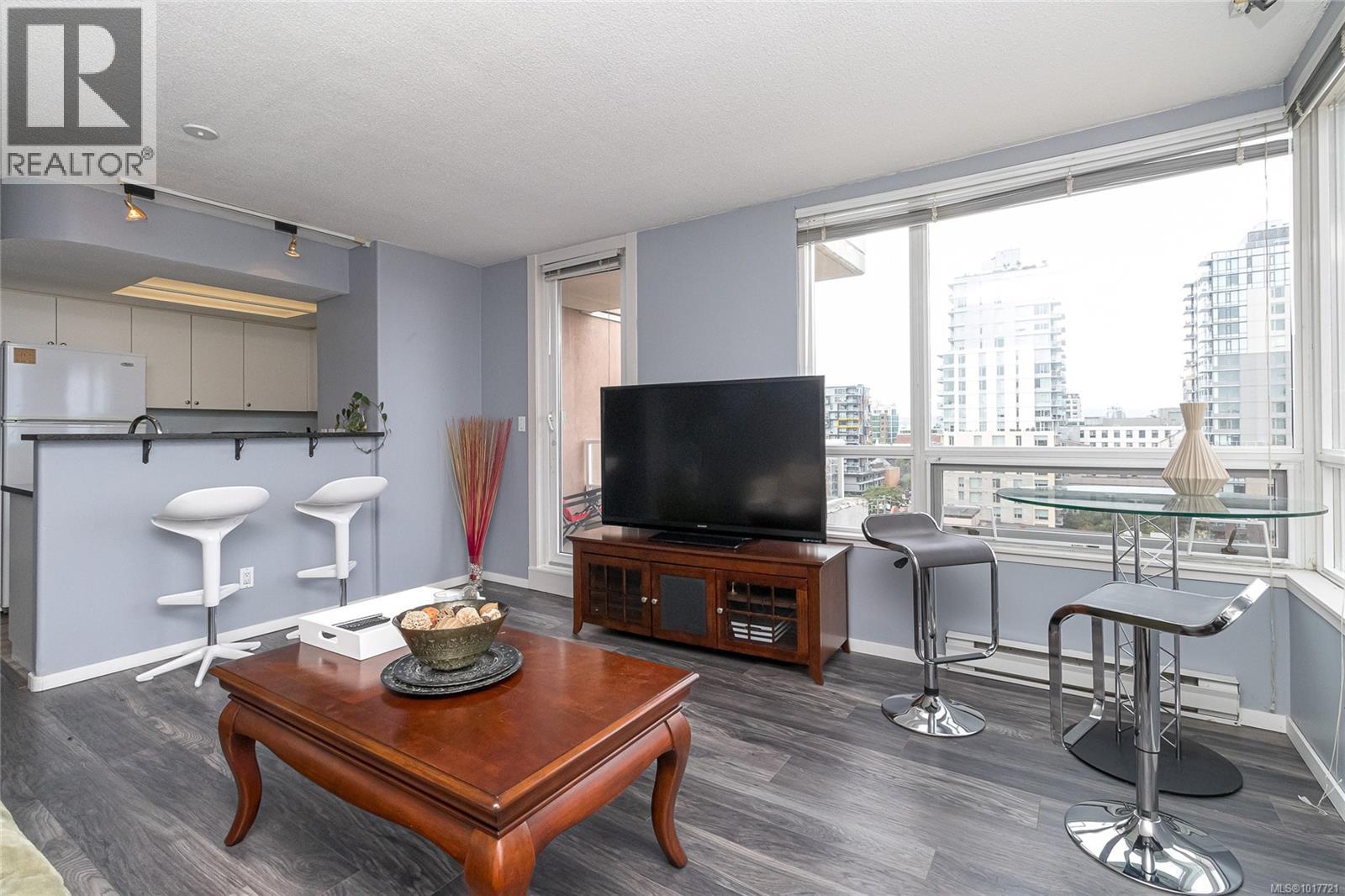 1008 930 Yates Street, Victoria
