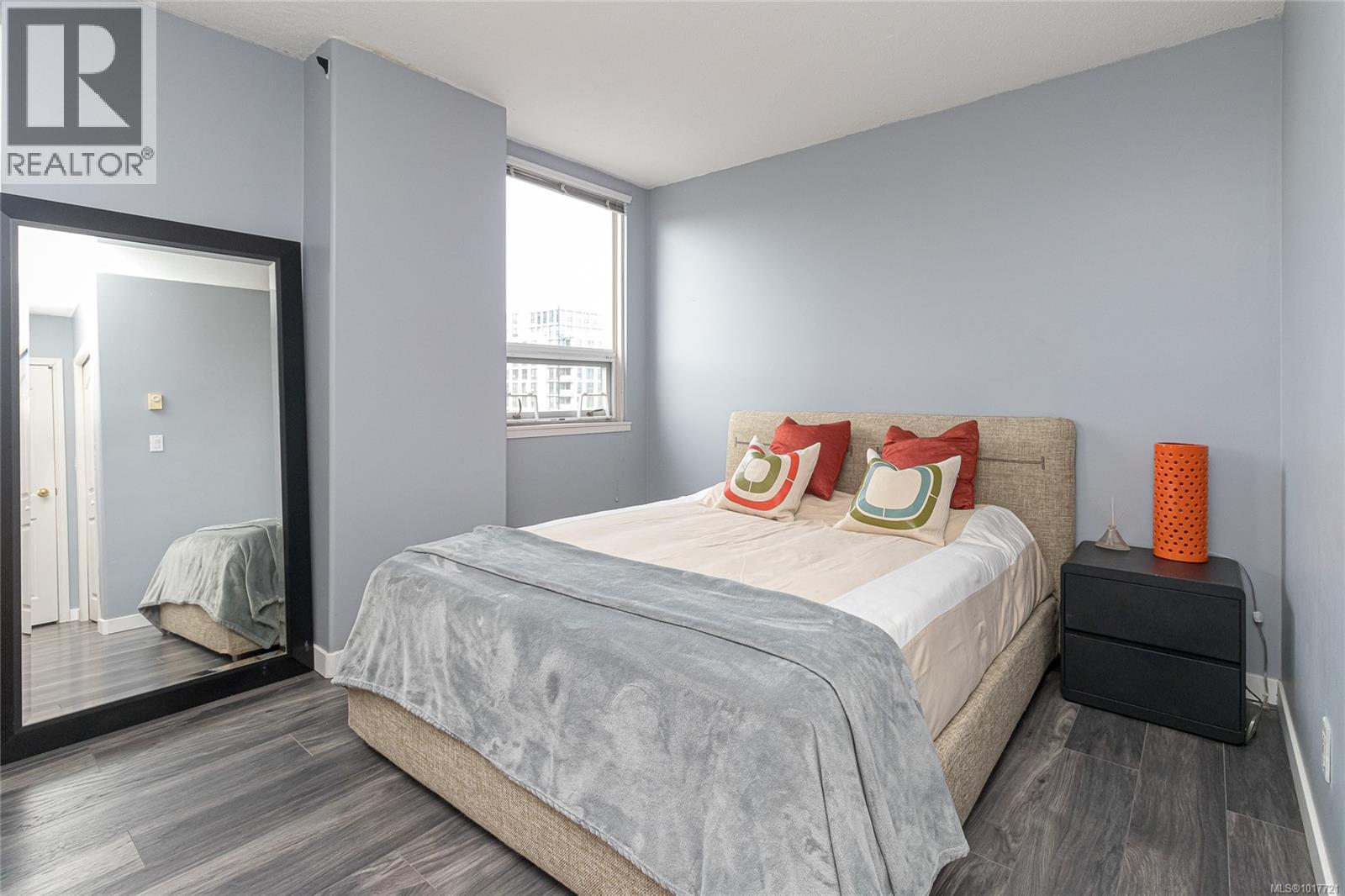 1008 930 Yates Street, Victoria
