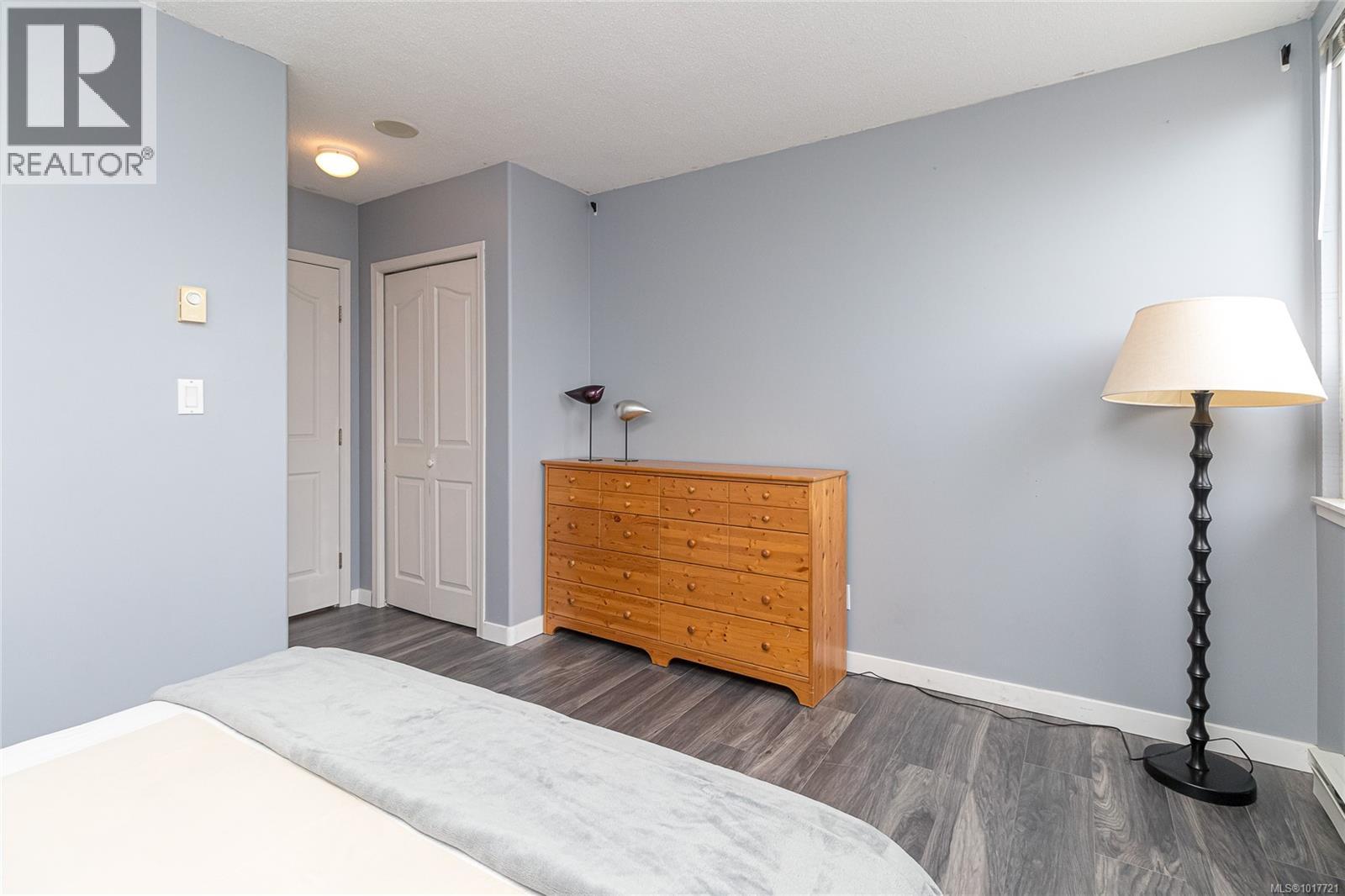 1008 930 Yates Street, Victoria