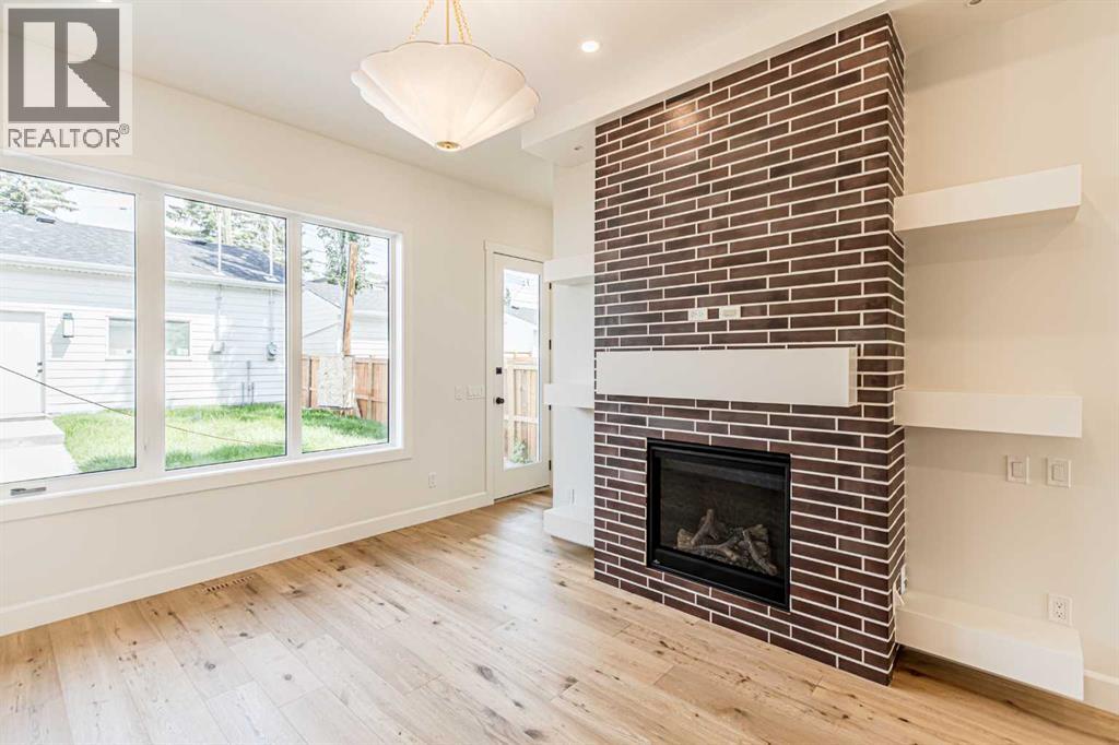 Single Family House for Sale in   Avenue SW Altadore Calgary 