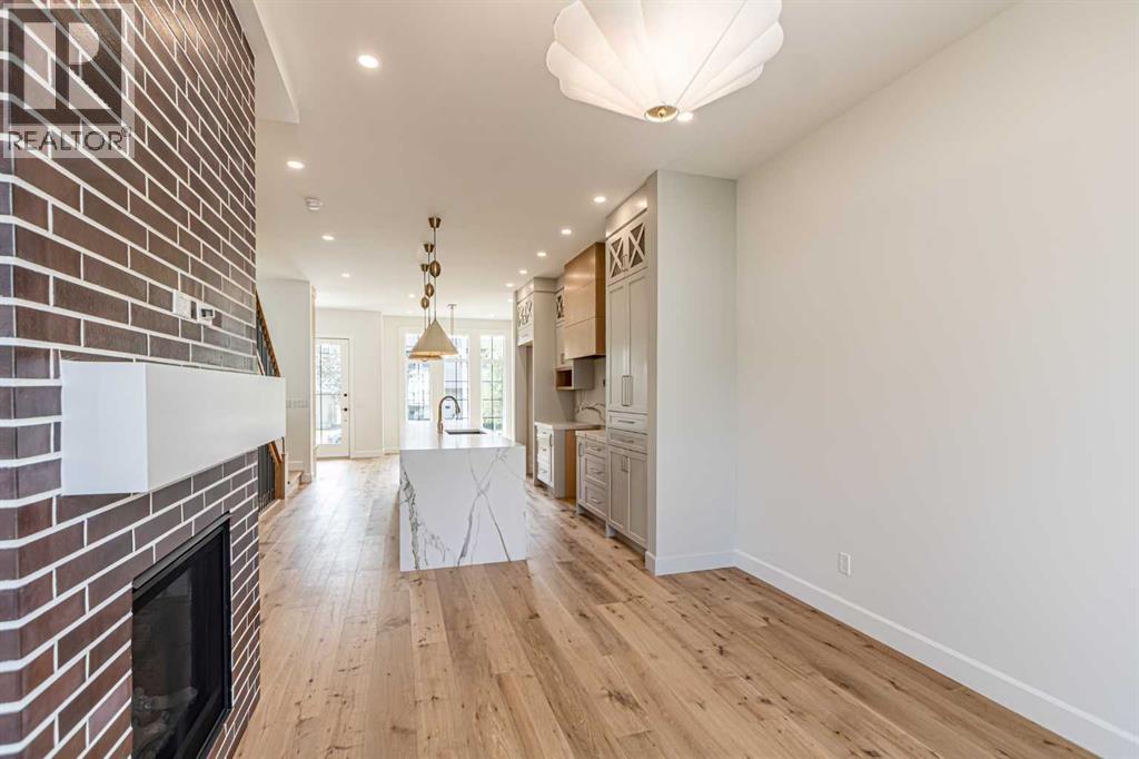 Single Family House for Sale in   Avenue SW Altadore Calgary 