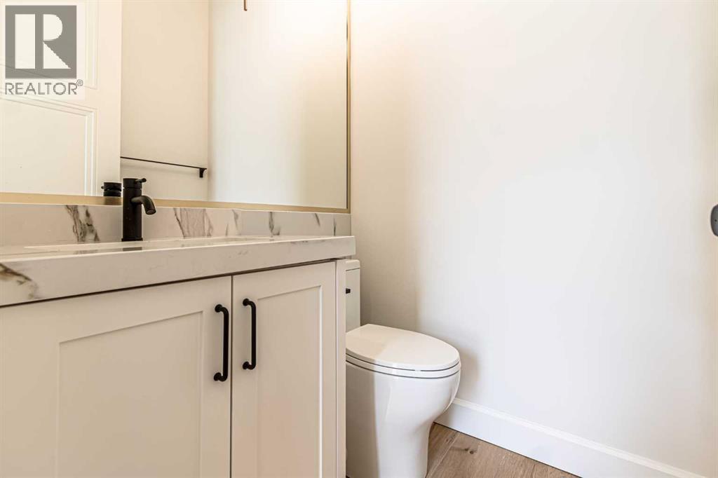 Single Family House for Sale in   Avenue SW Altadore Calgary 