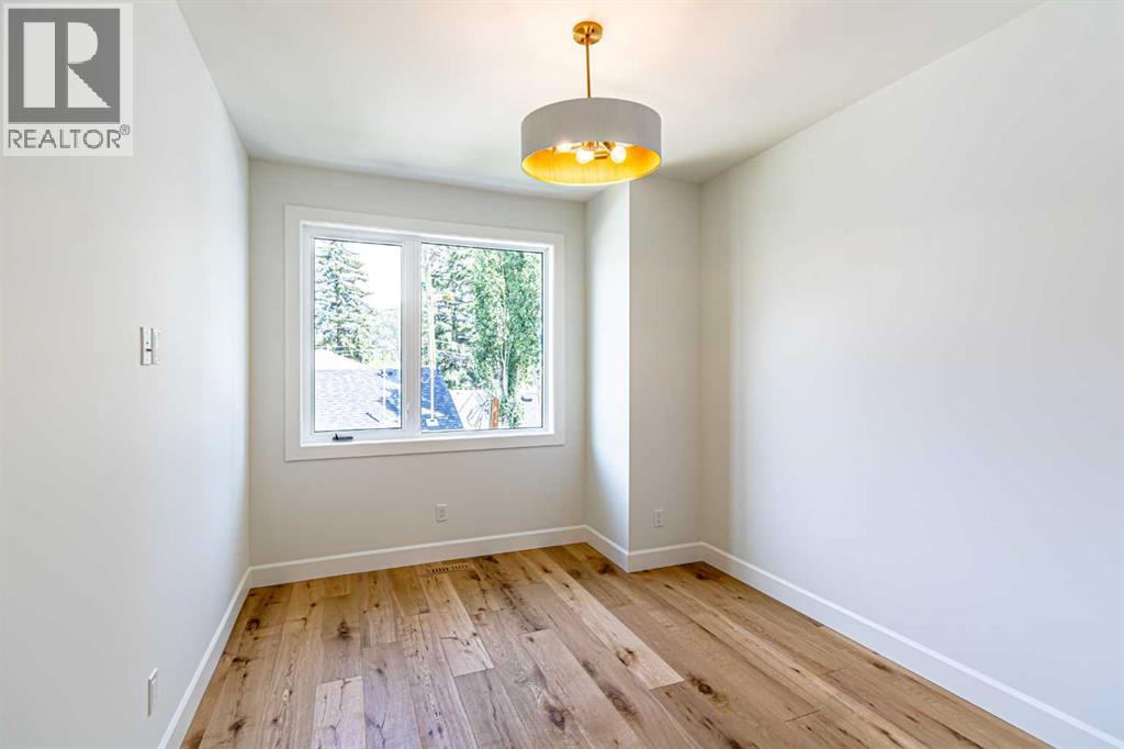 Single Family House for Sale in   Avenue SW Altadore Calgary 
