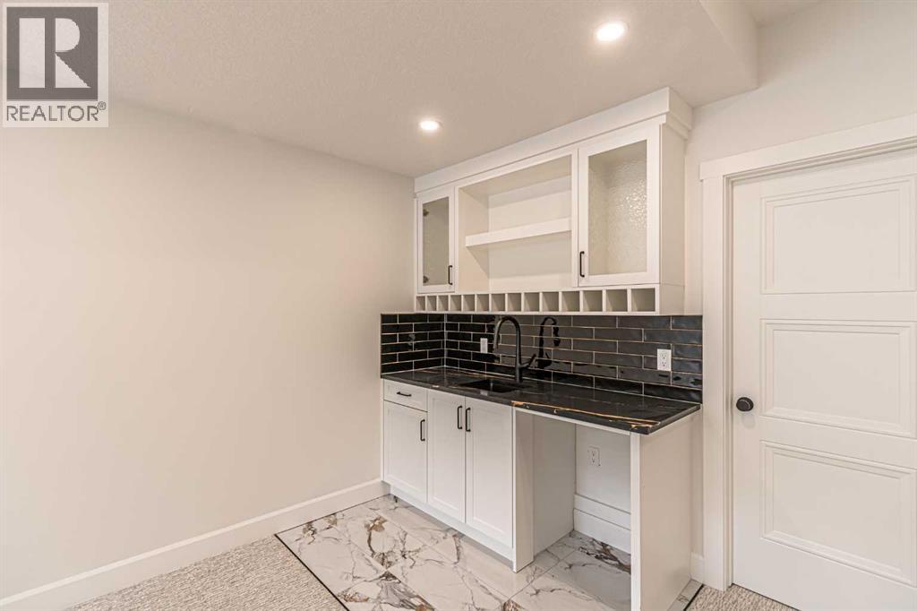 Single Family House for Sale in   Avenue SW Altadore Calgary 