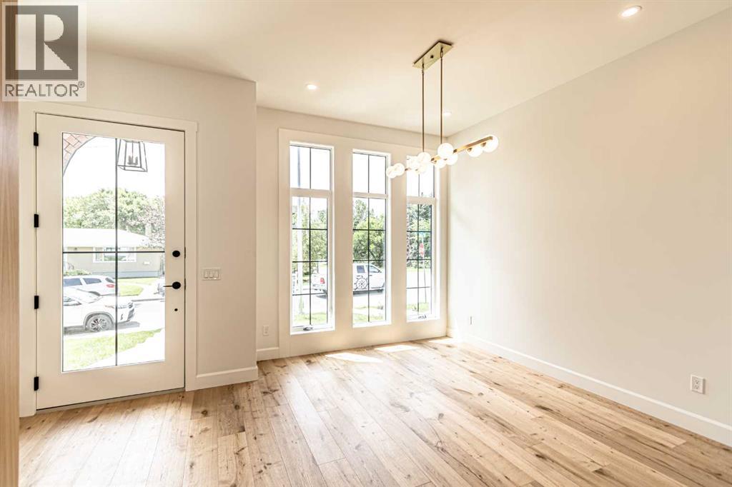 Single Family House for Sale in   Avenue SW Altadore Calgary 