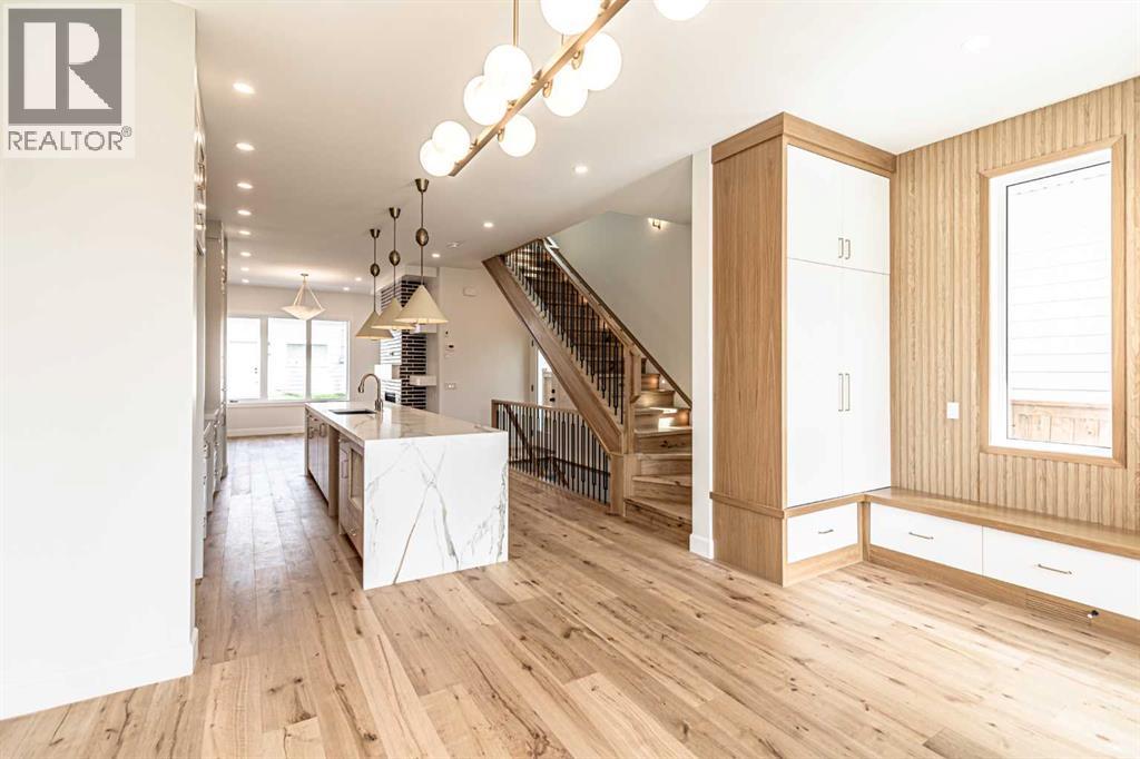 Single Family House for Sale in   Avenue SW Altadore Calgary 