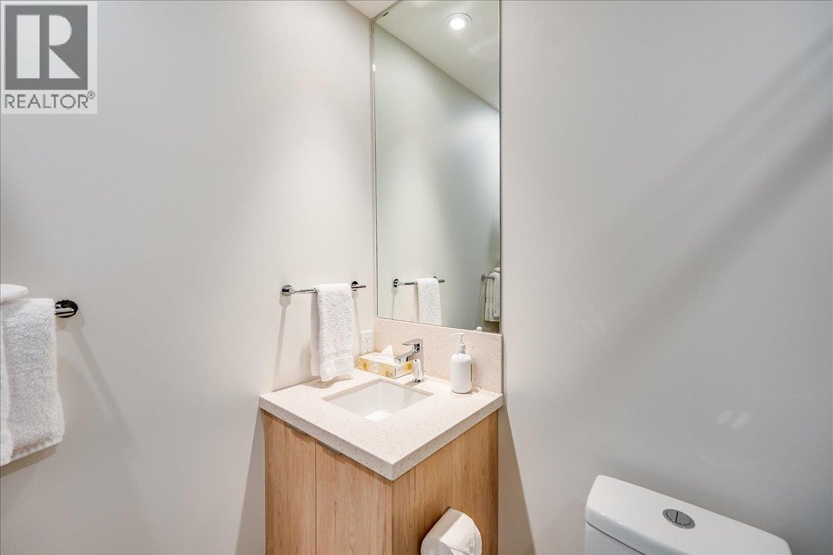 4280 Red Mountain Road Unit# 424, Rossland