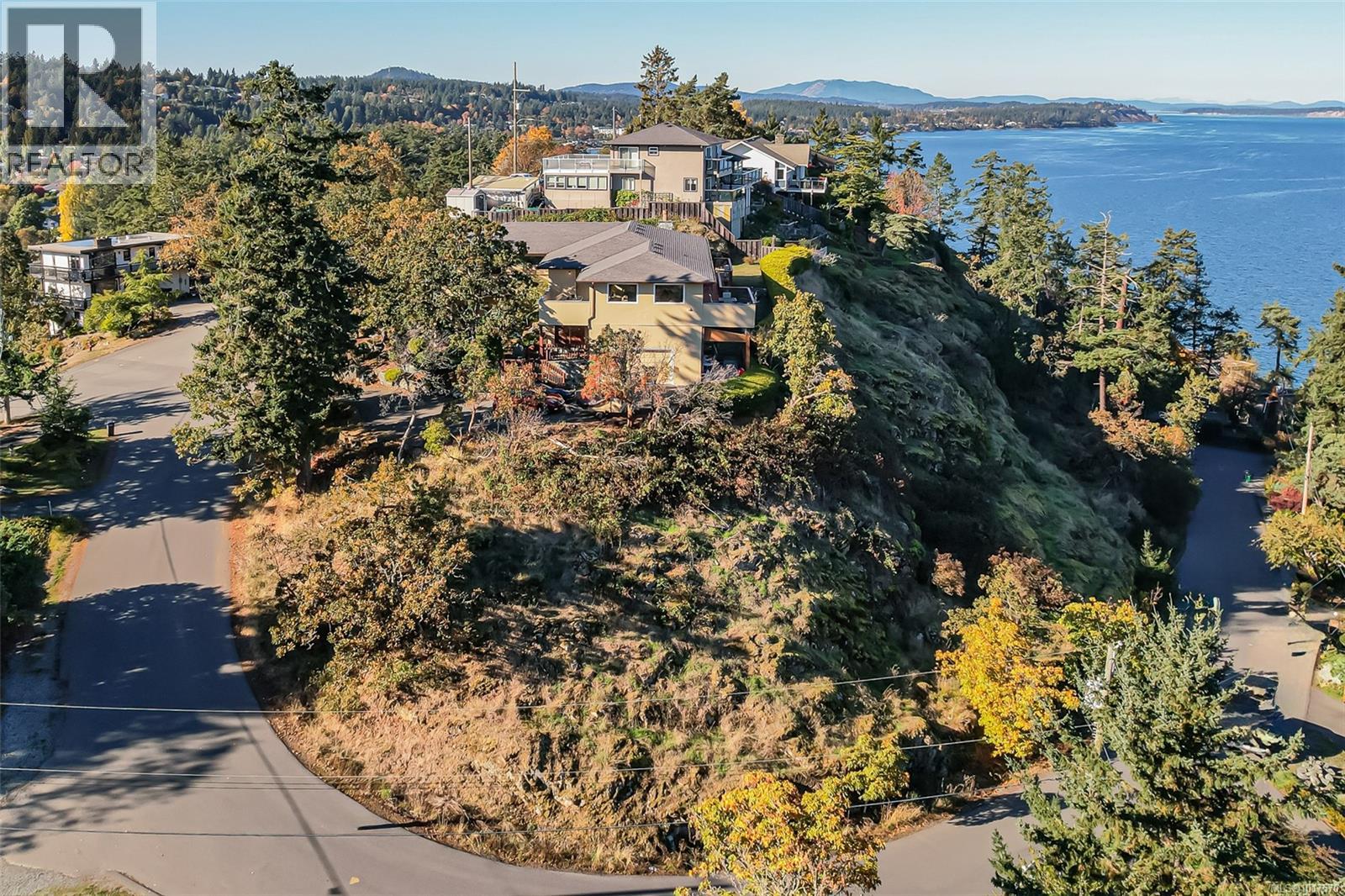  4727 Treetop Heights, Saanich