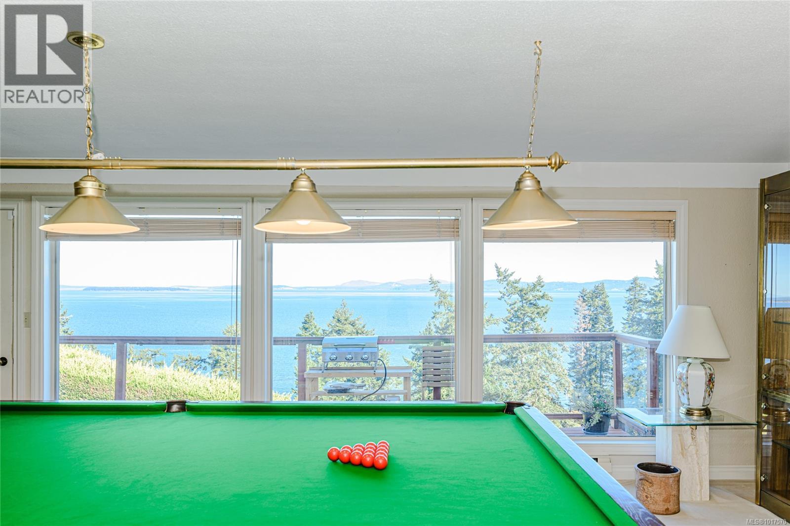  4727 Treetop Heights, Saanich