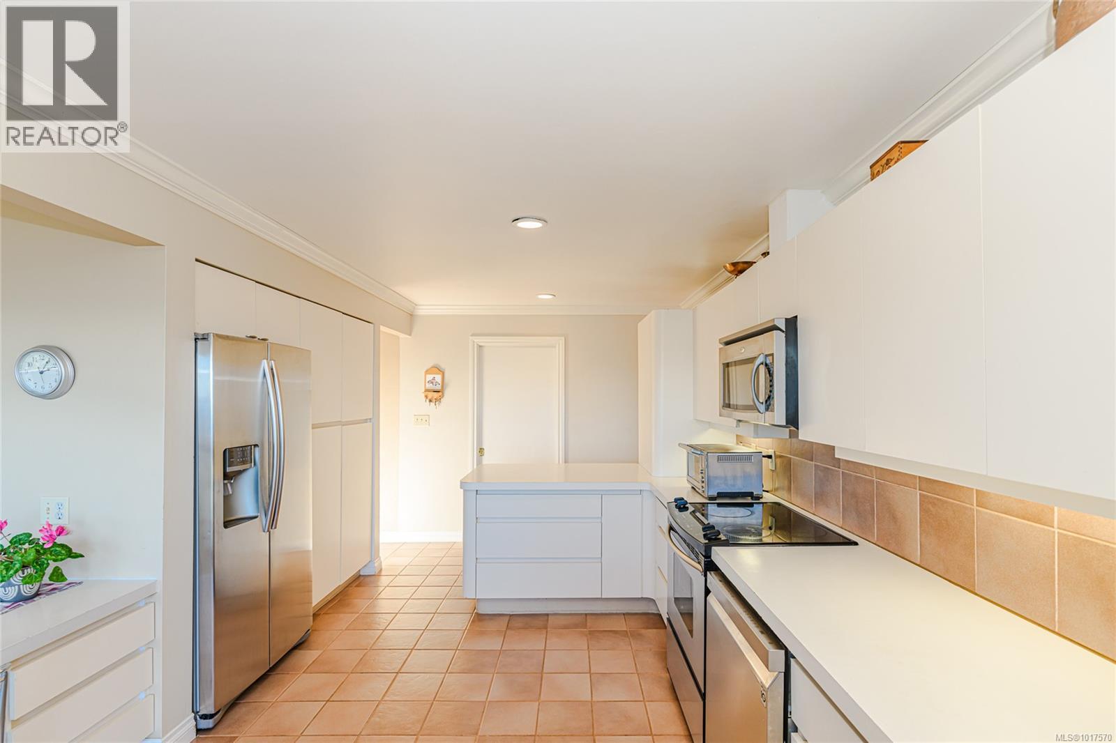  4727 Treetop Heights, Saanich