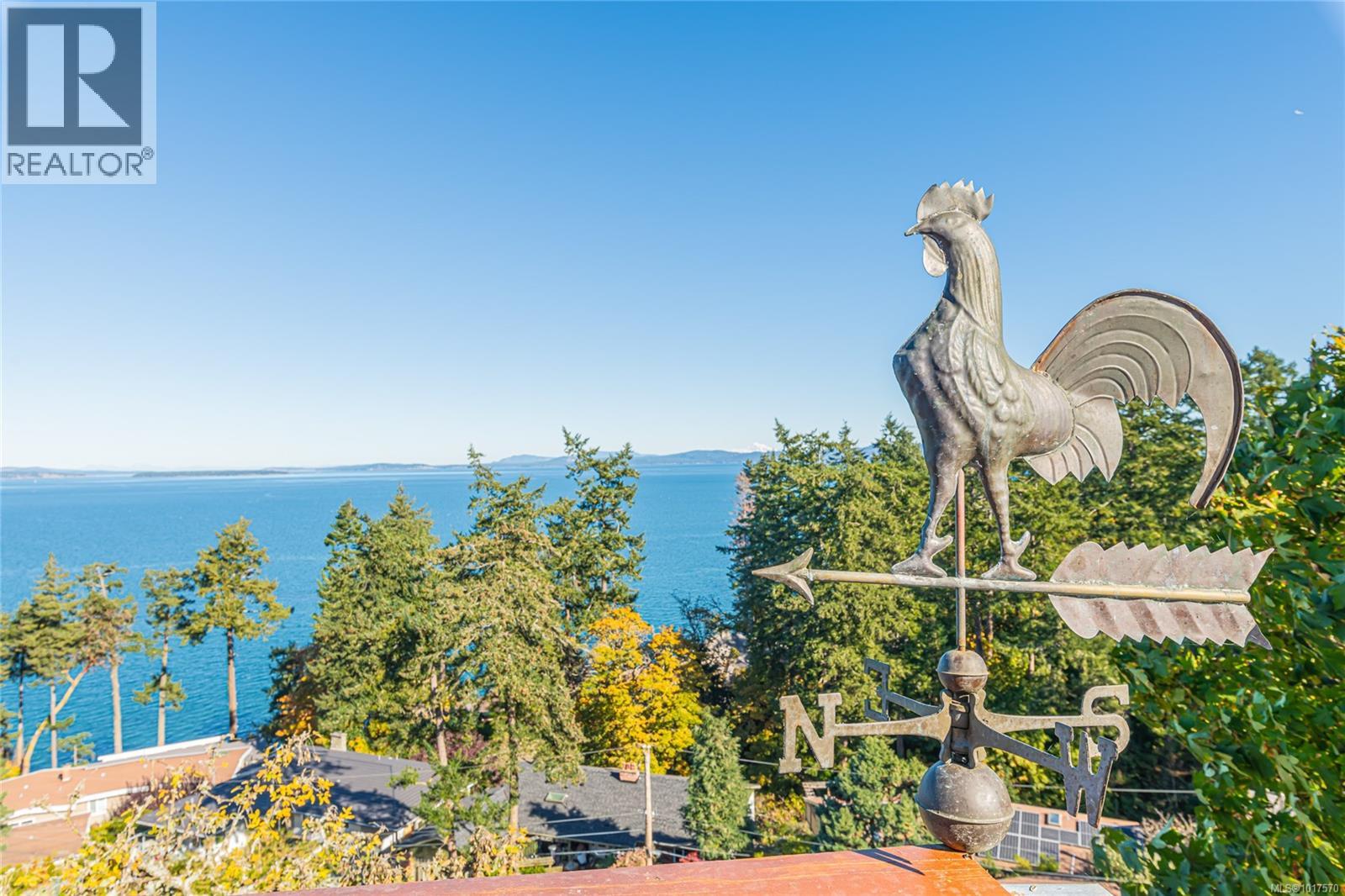  4727 Treetop Heights, Saanich