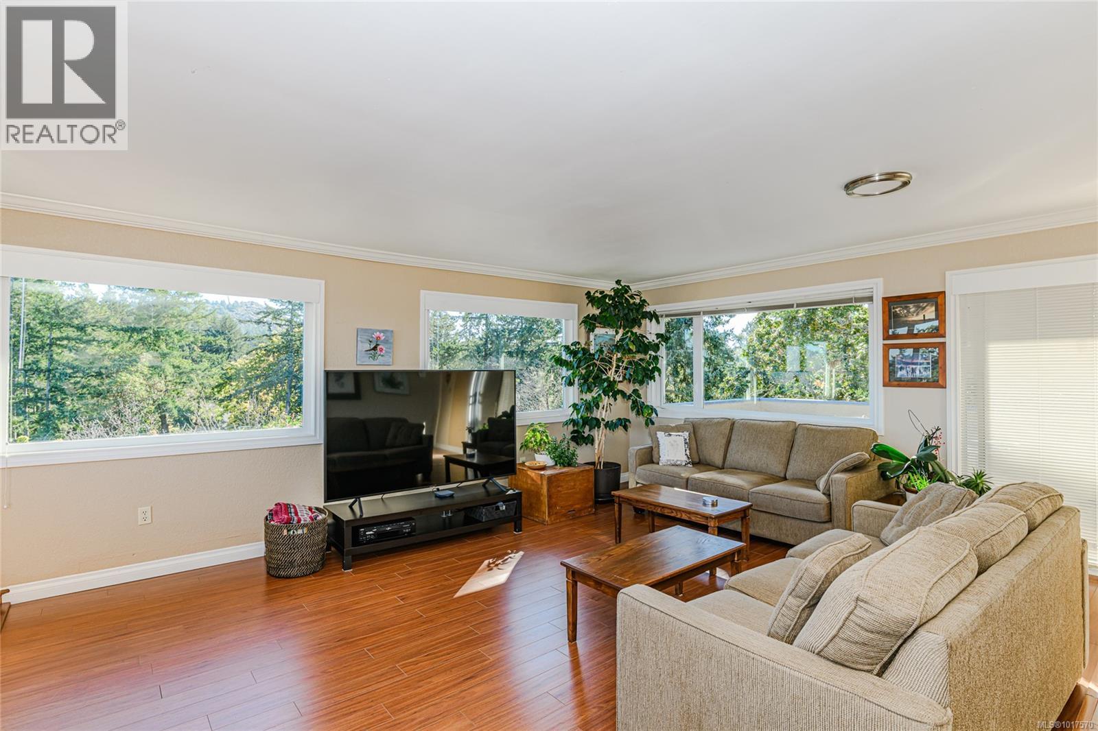  4727 Treetop Heights, Saanich