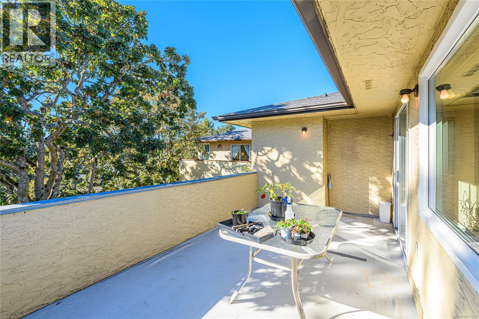  4727 Treetop Heights, Saanich