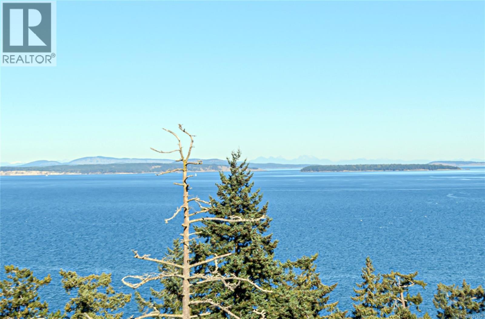  4727 Treetop Heights, Saanich