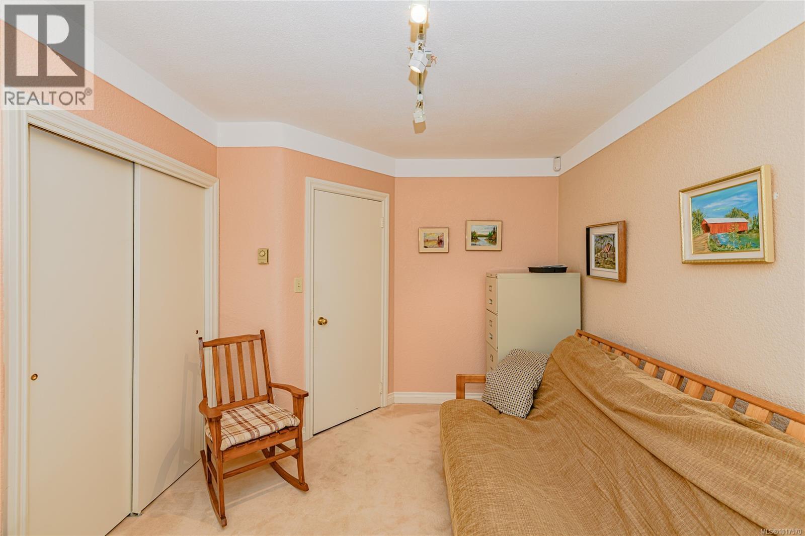  4727 Treetop Heights, Saanich