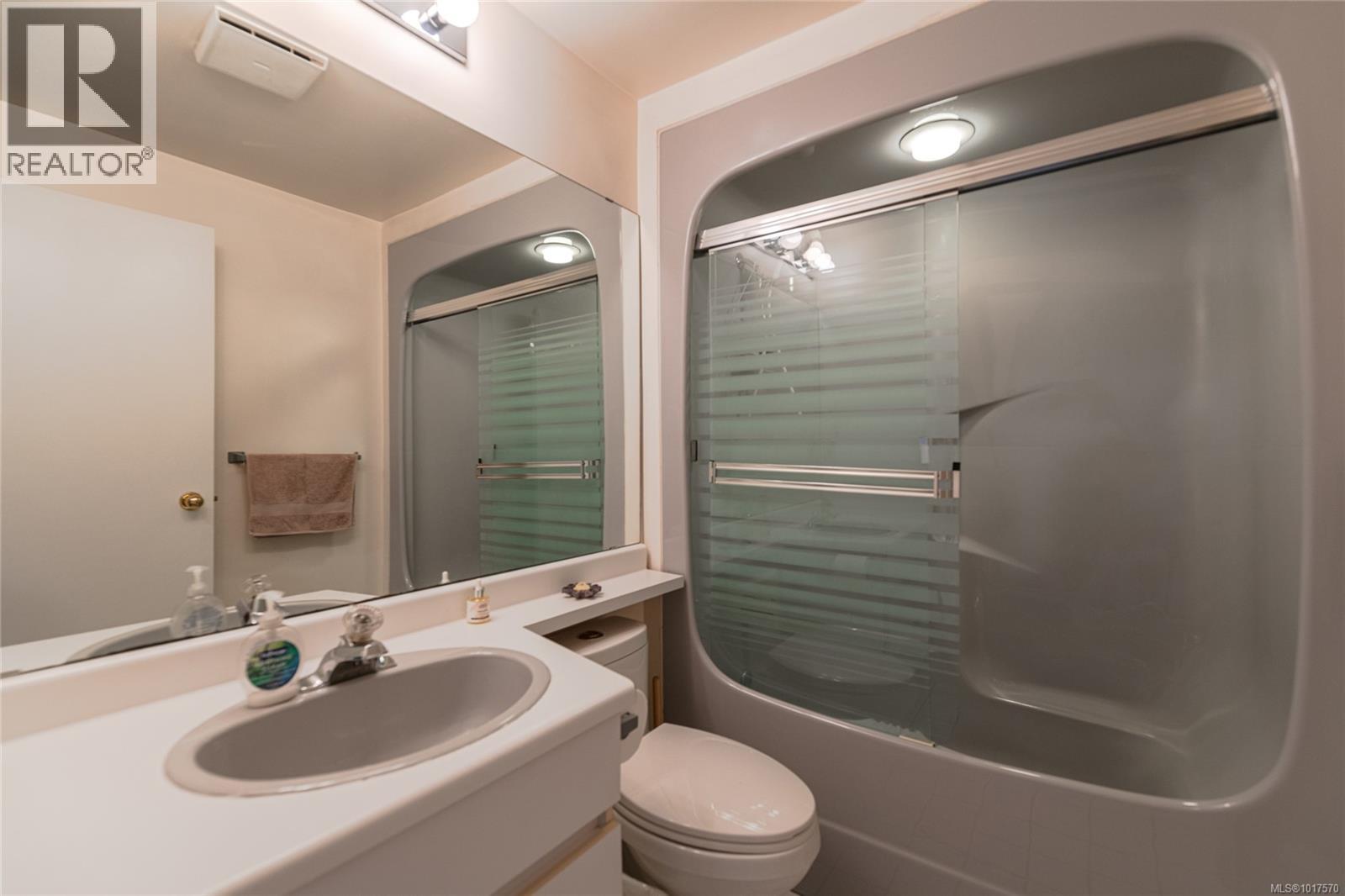  4727 Treetop Heights, Saanich