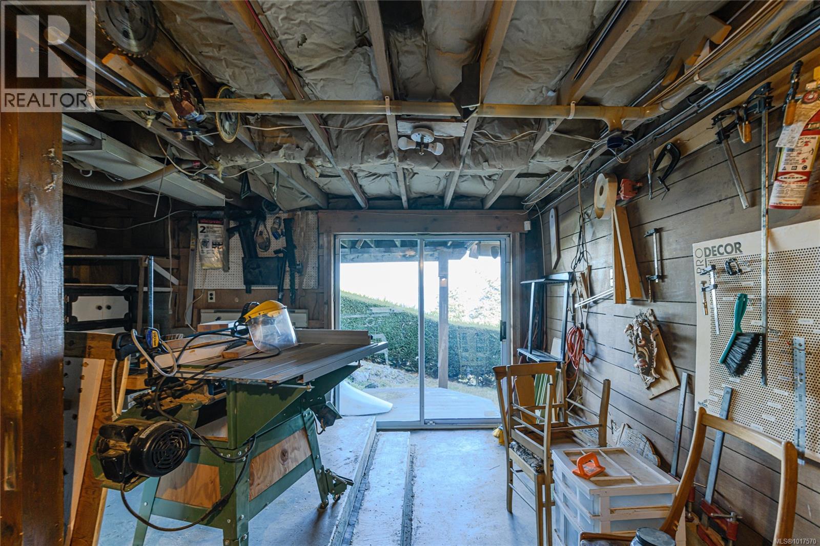  4727 Treetop Heights, Saanich