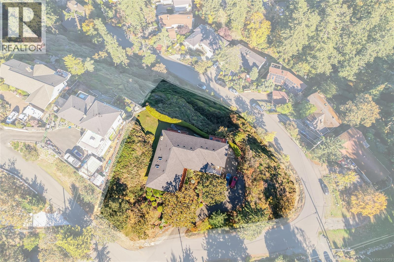  4727 Treetop Heights, Saanich