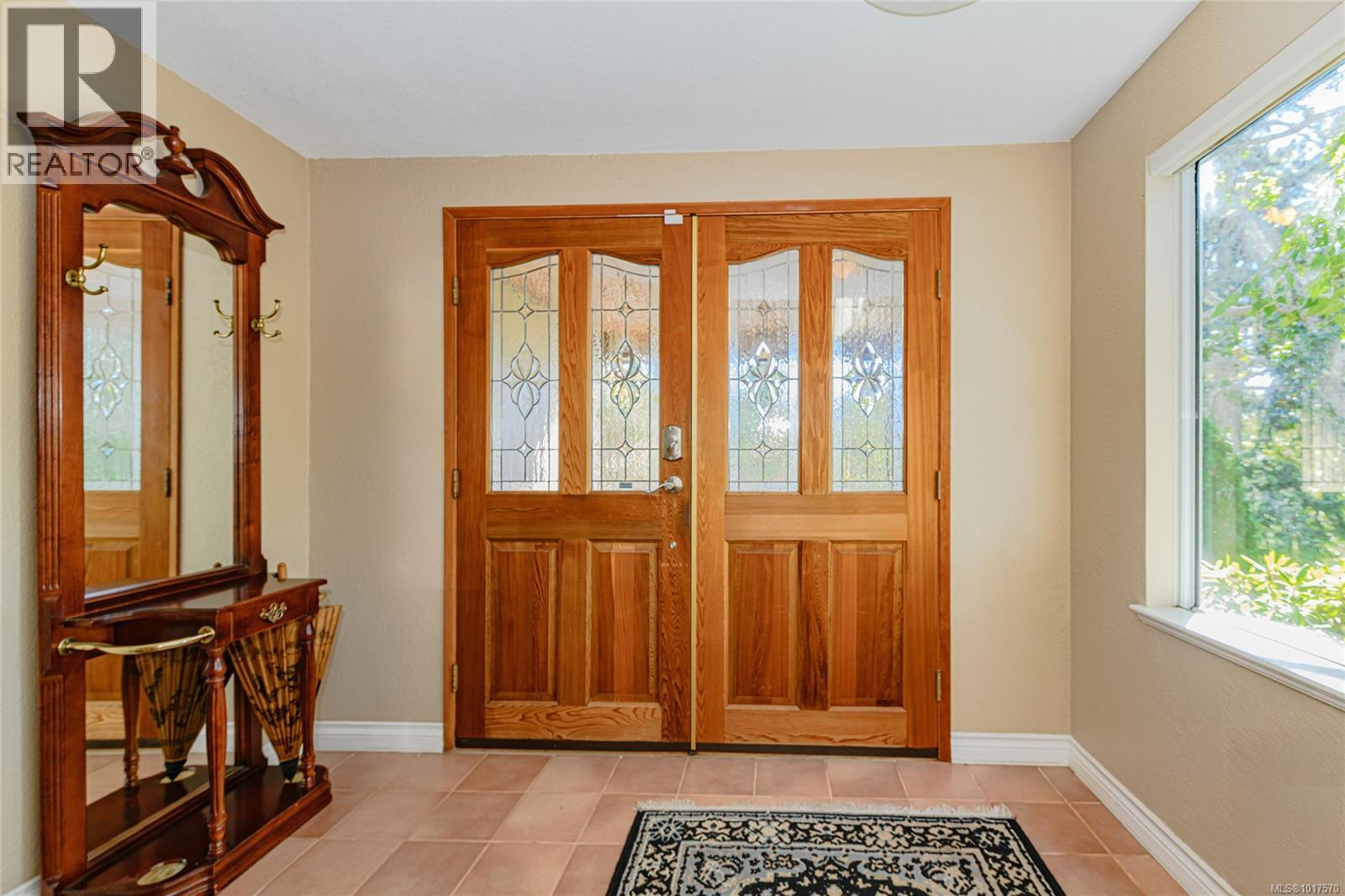  4727 Treetop Heights, Saanich