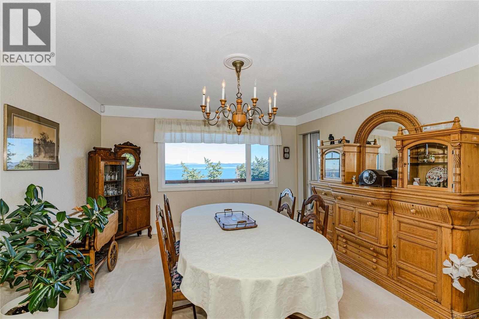  4727 Treetop Heights, Saanich