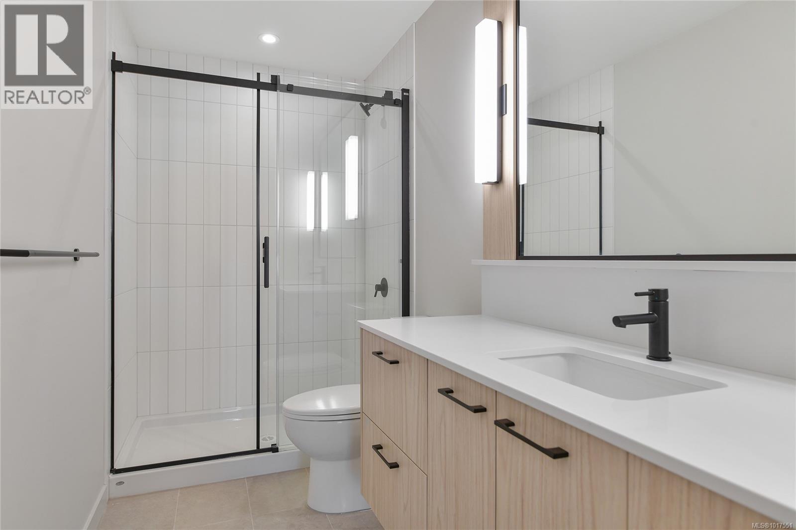 308 947 Whirlaway Crescent, Langford