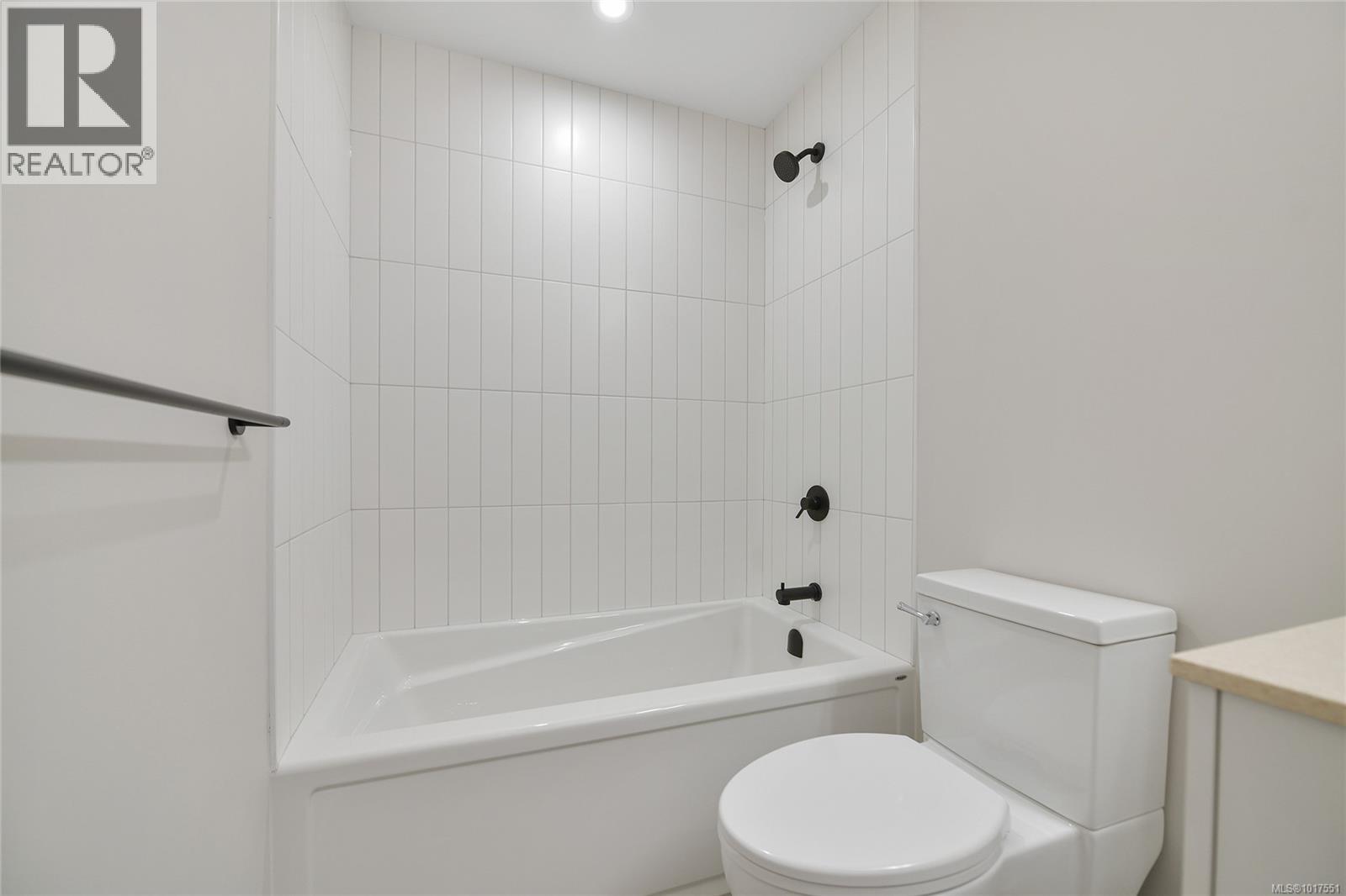 308 947 Whirlaway Crescent, Langford