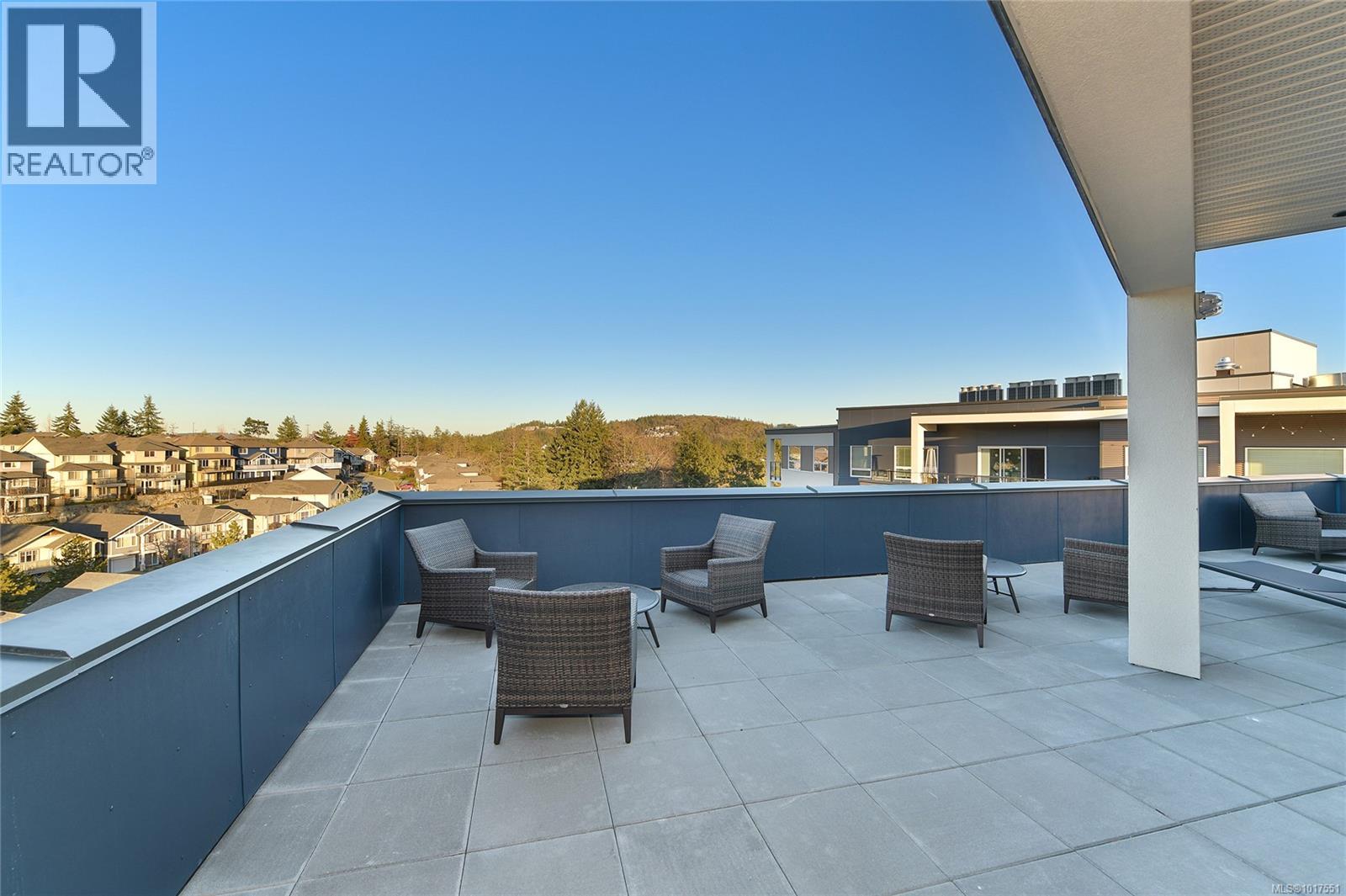 308 947 Whirlaway Crescent, Langford