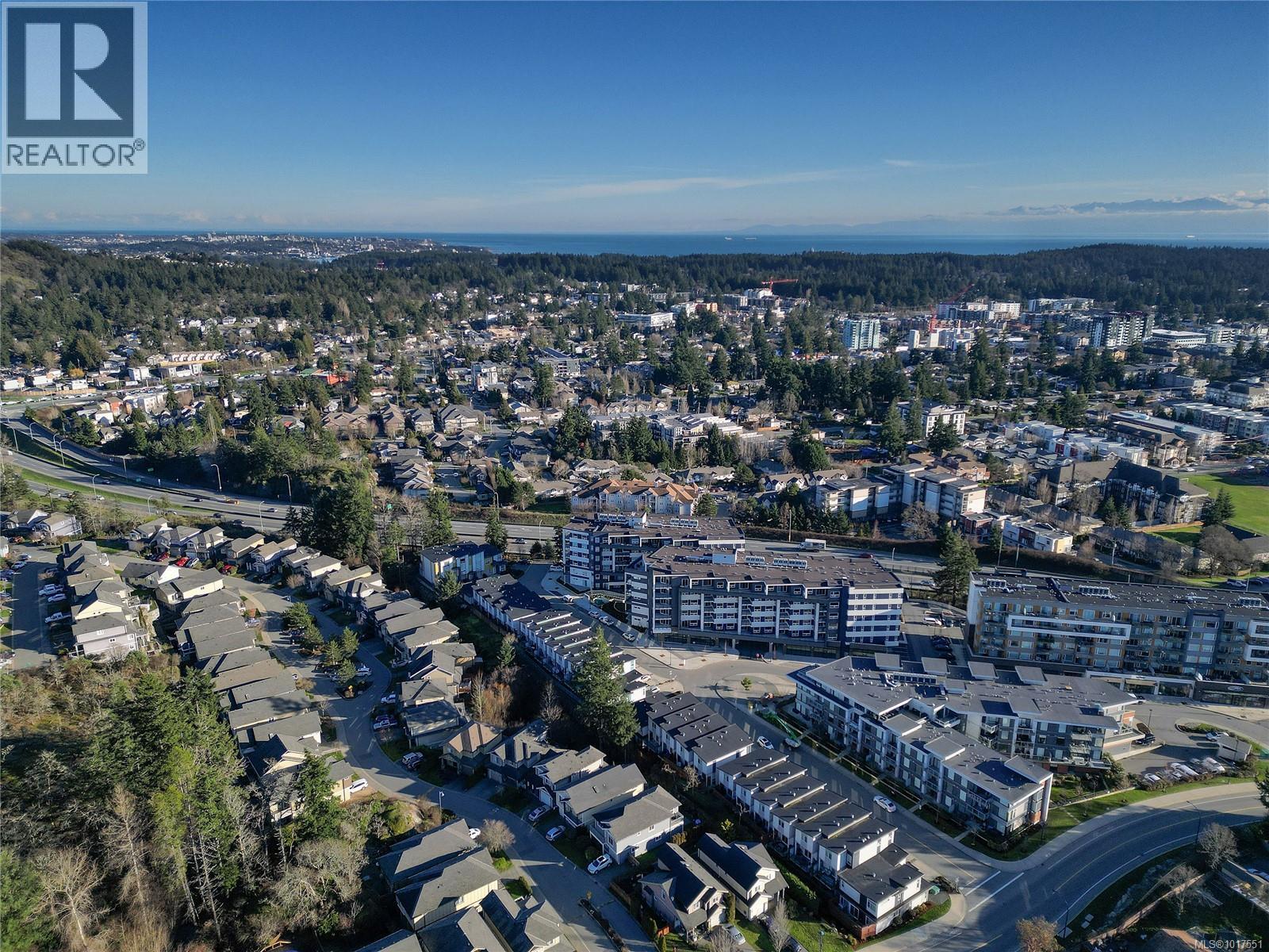 308 947 Whirlaway Crescent, Langford