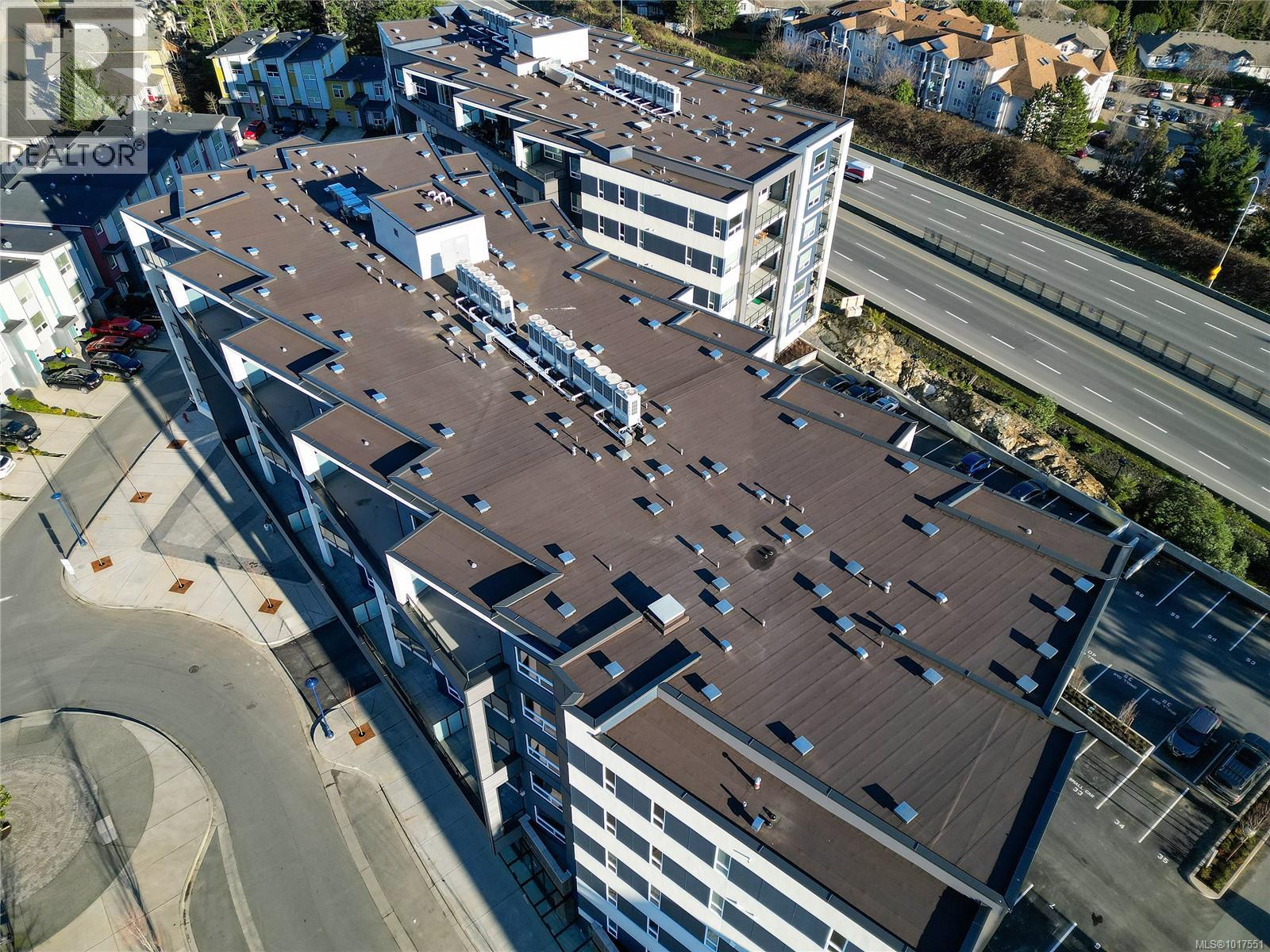 308 947 Whirlaway Crescent, Langford