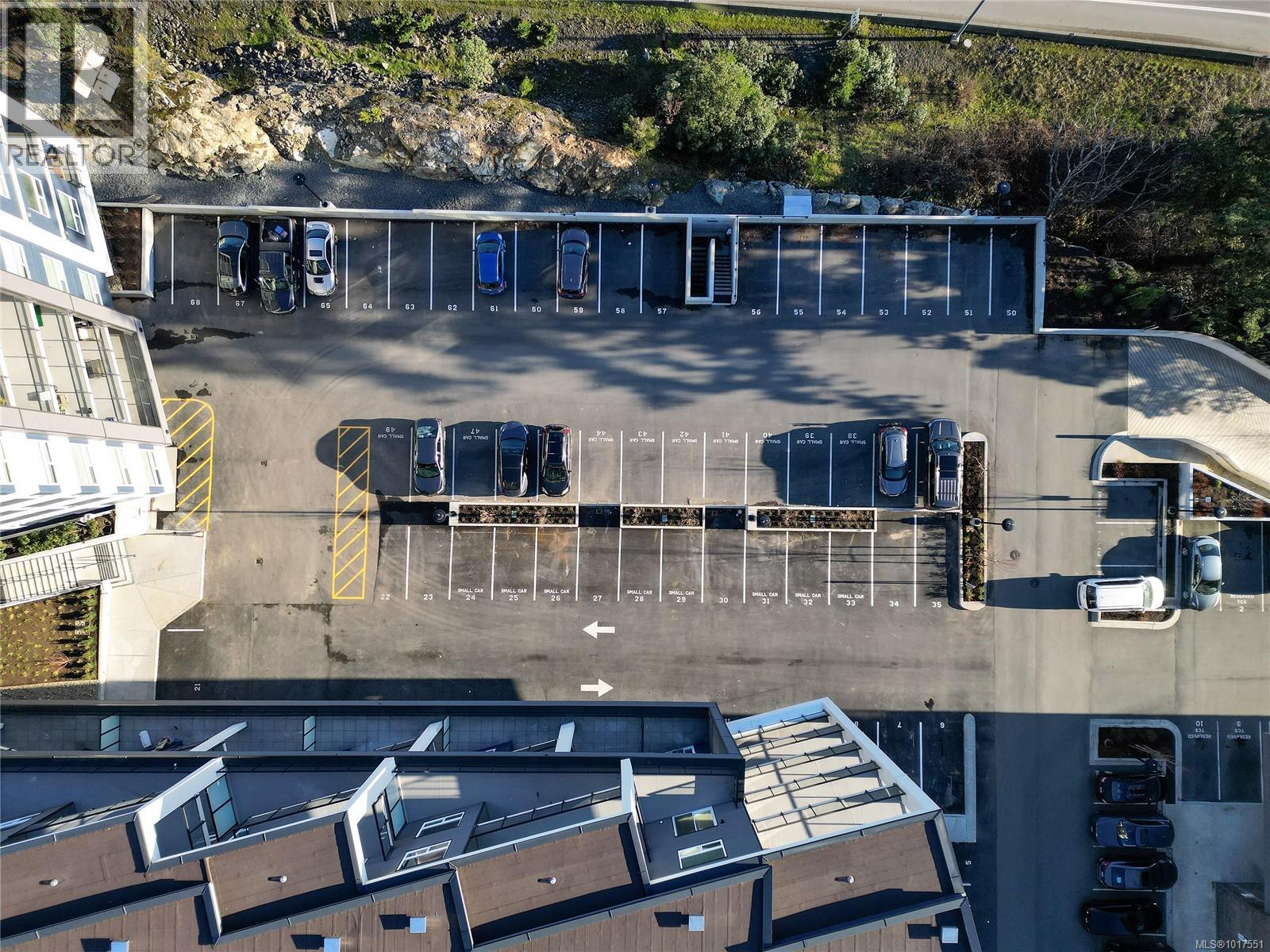 308 947 Whirlaway Crescent, Langford