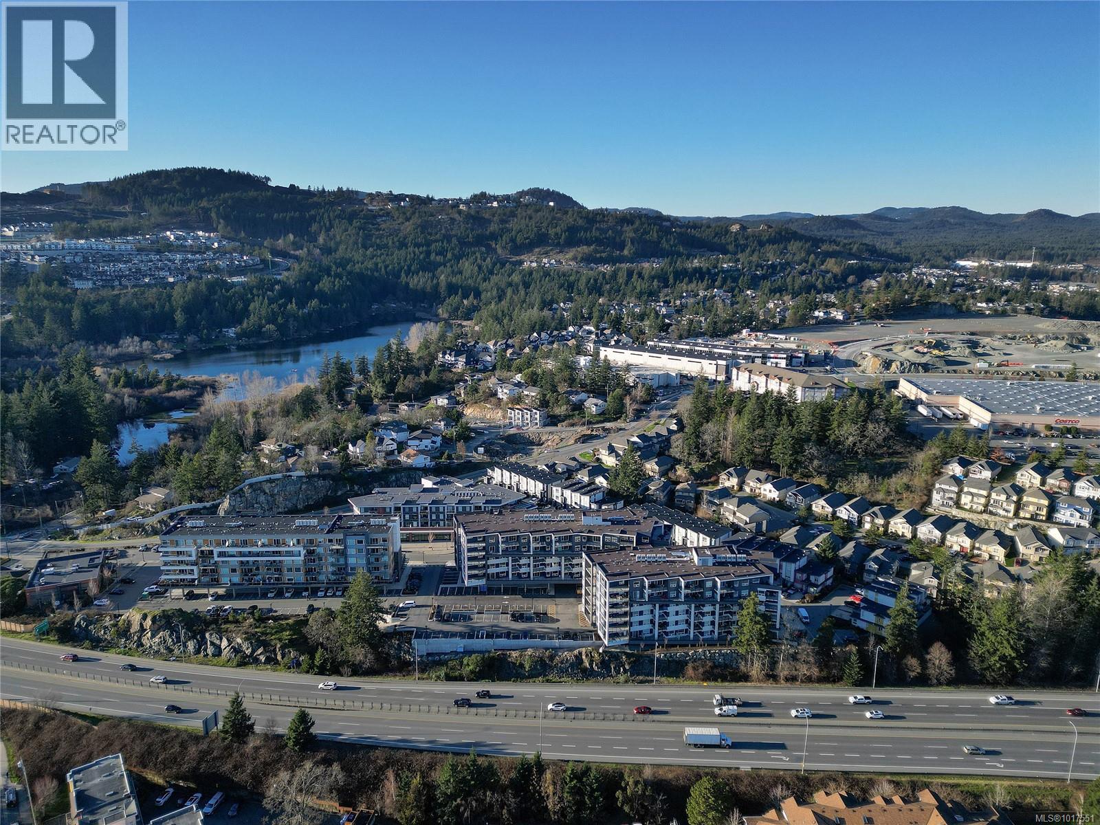 308 947 Whirlaway Crescent, Langford