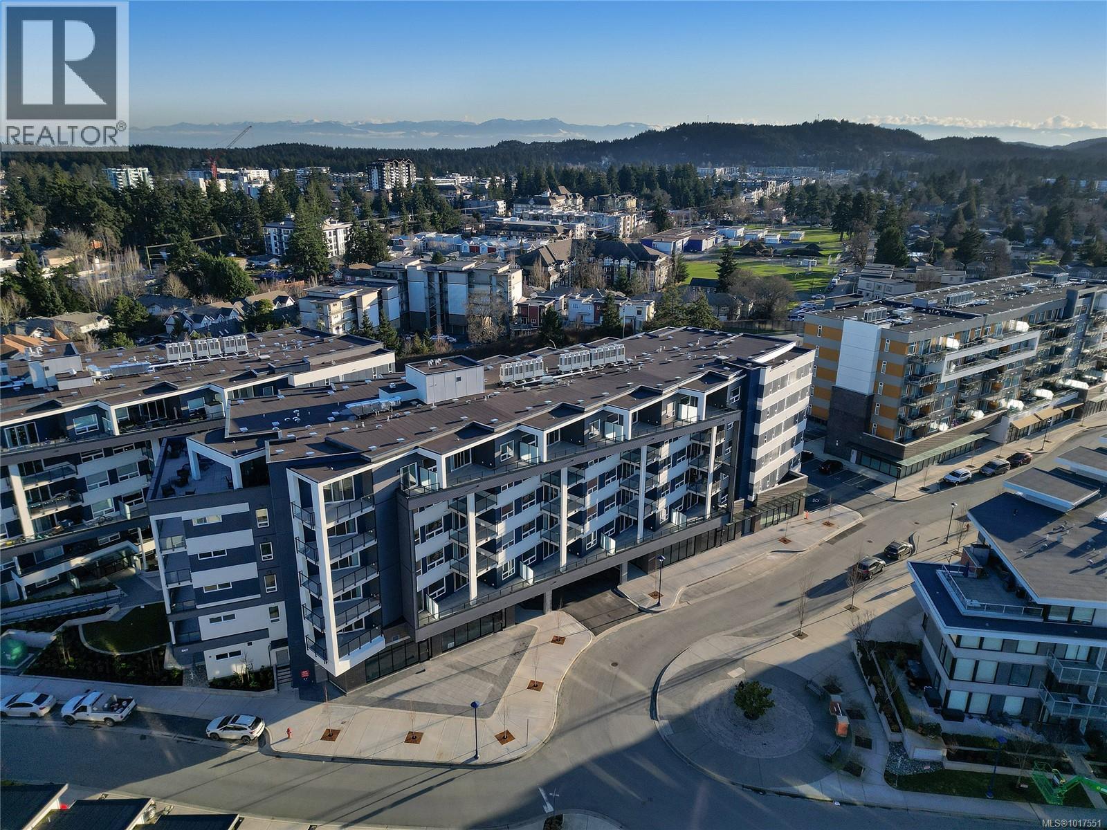 308 947 Whirlaway Crescent, Langford