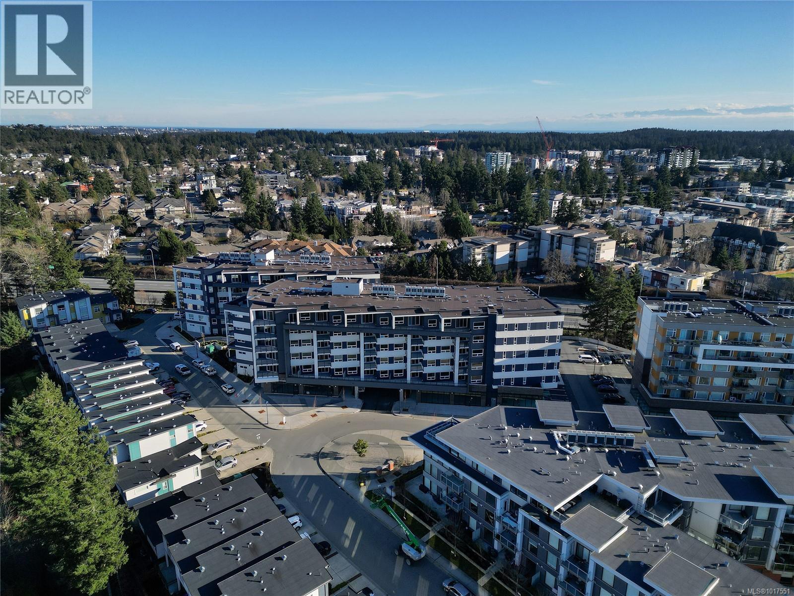 308 947 Whirlaway Crescent, Langford