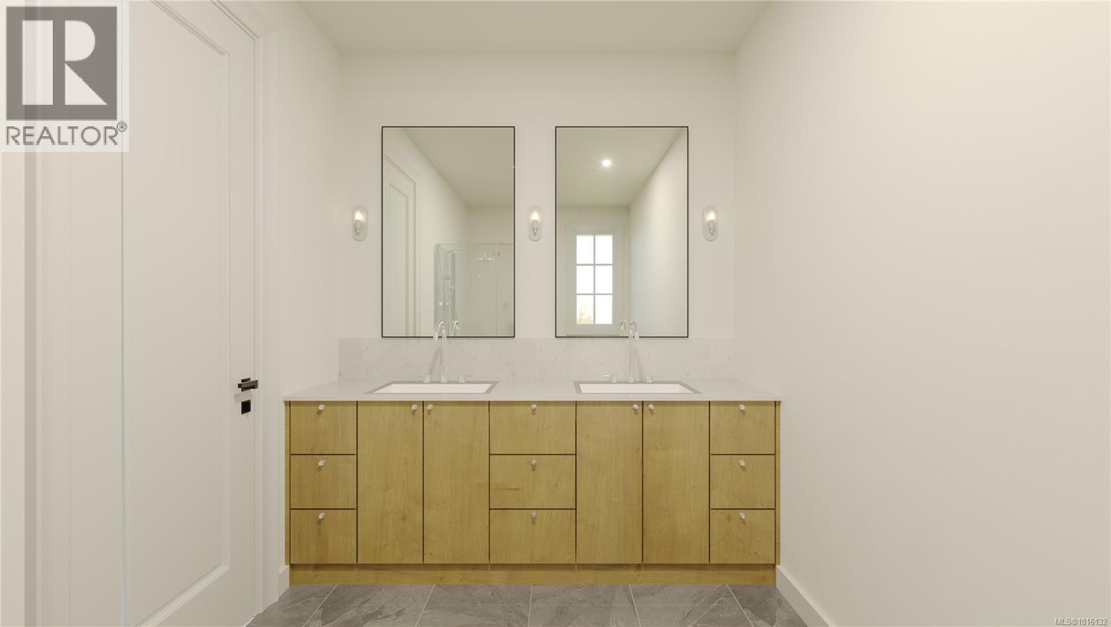 2 5032 Wesley Road, Saanich