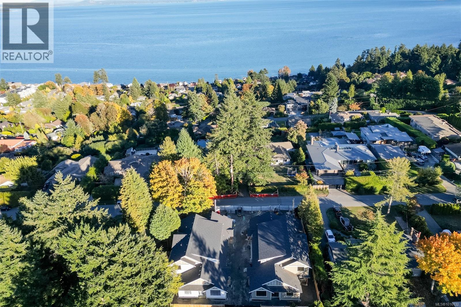 2 5032 Wesley Road, Saanich