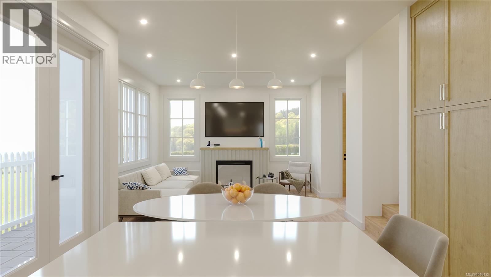2 5032 Wesley Road, Saanich