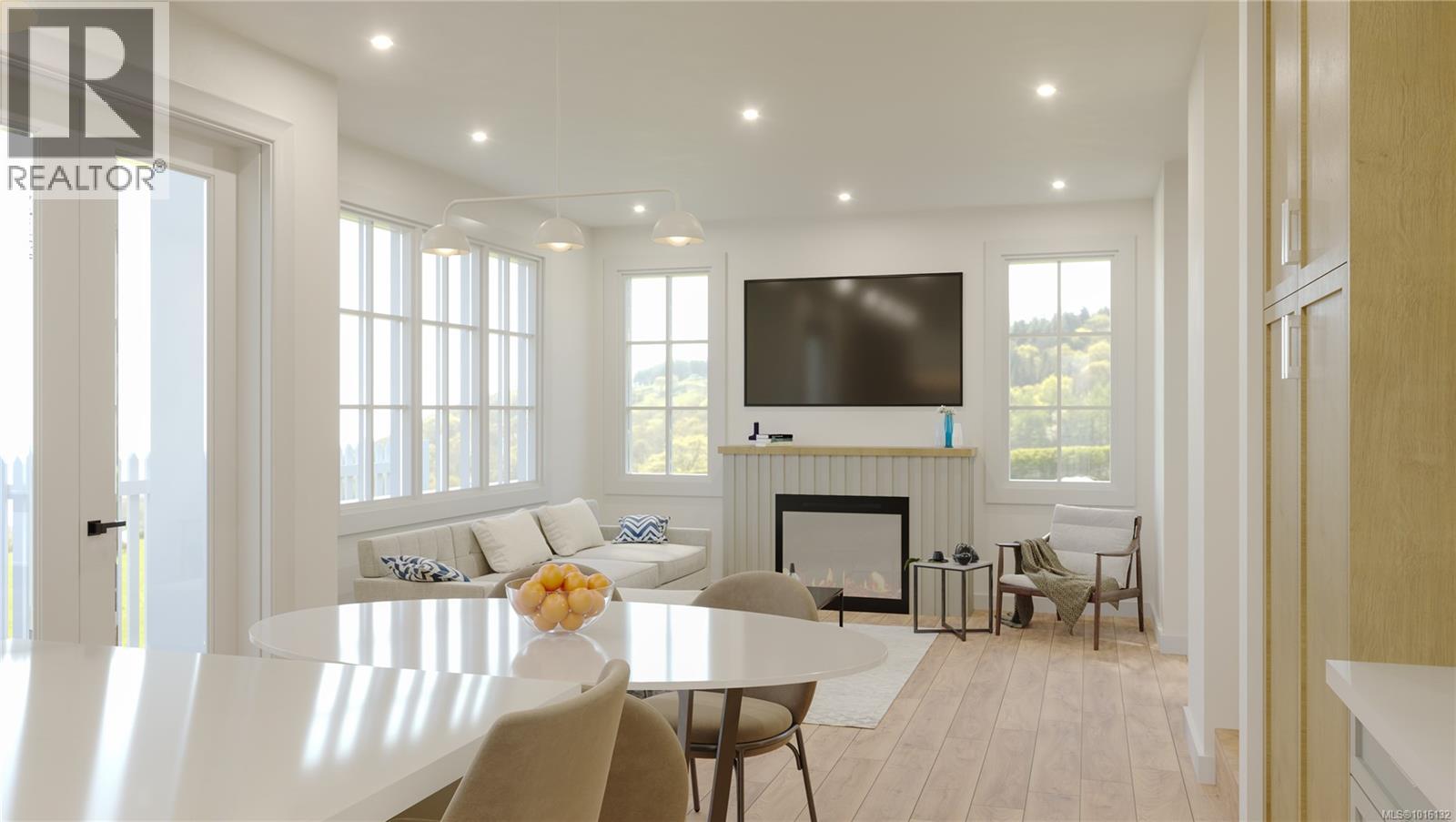 2 5032 Wesley Road, Saanich